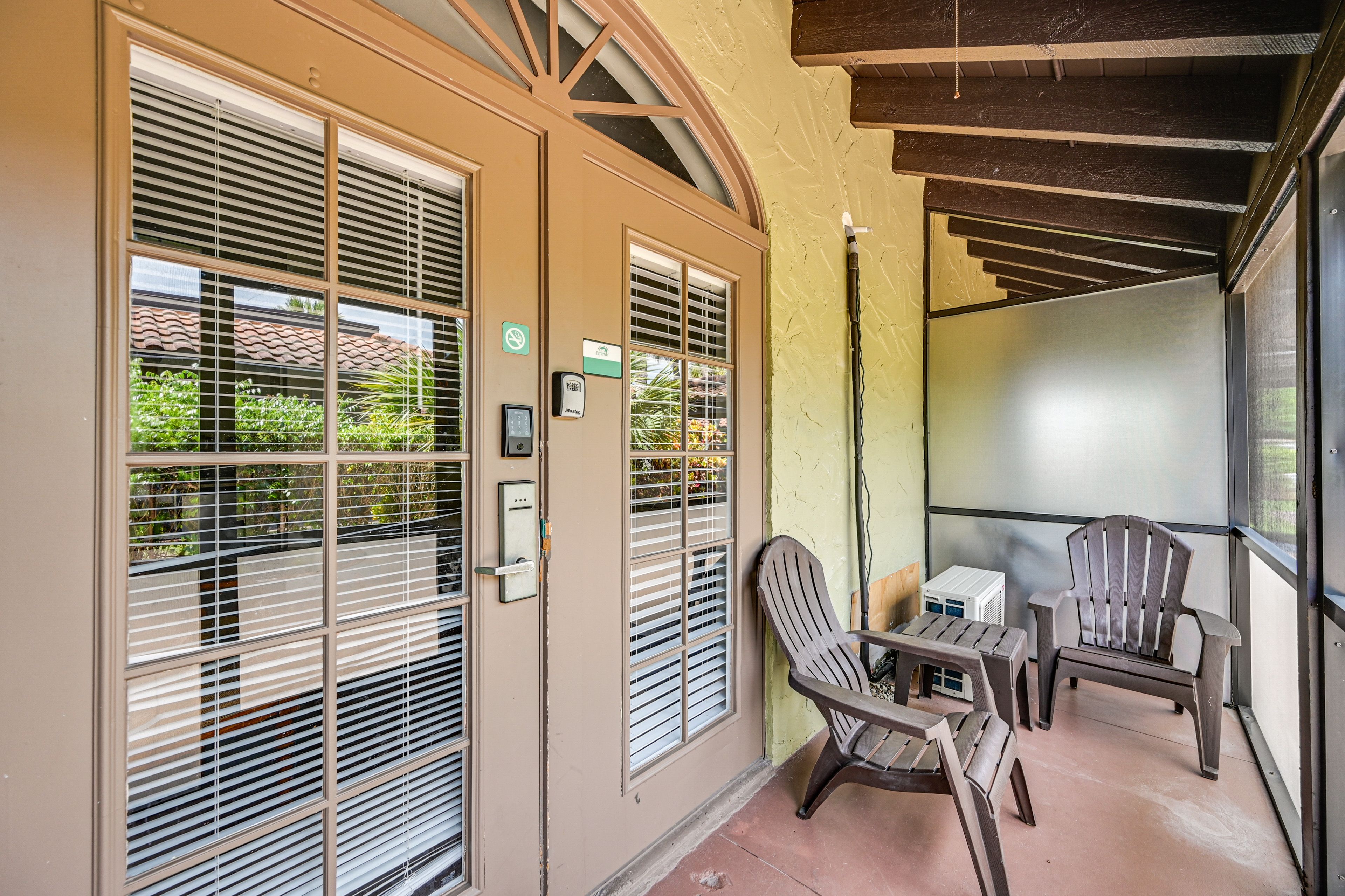 Unit Exterior | Screened Porch | Single-Story Condo