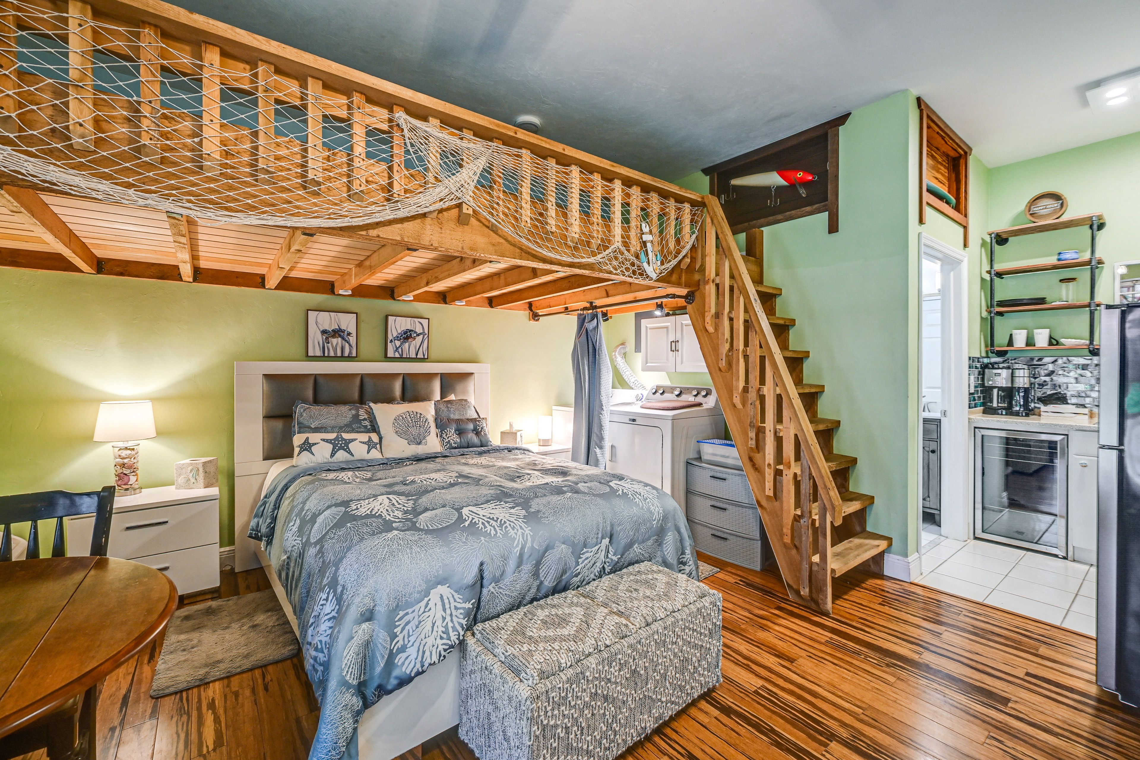 Studio | Queen Bed | Free WiFi | Window A/C Unit | Central Heat
