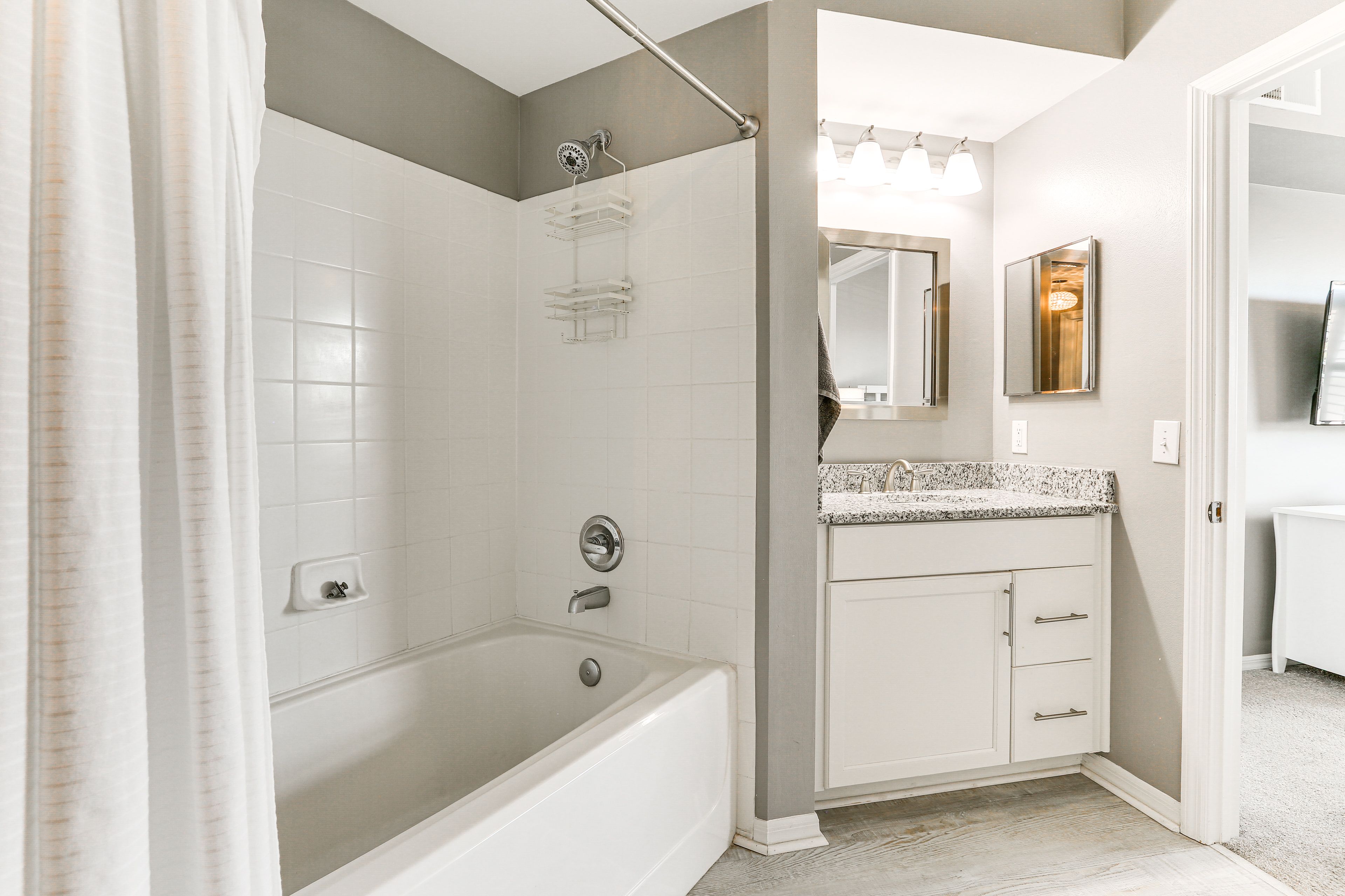 En-Suite Bathroom | Towels Provided