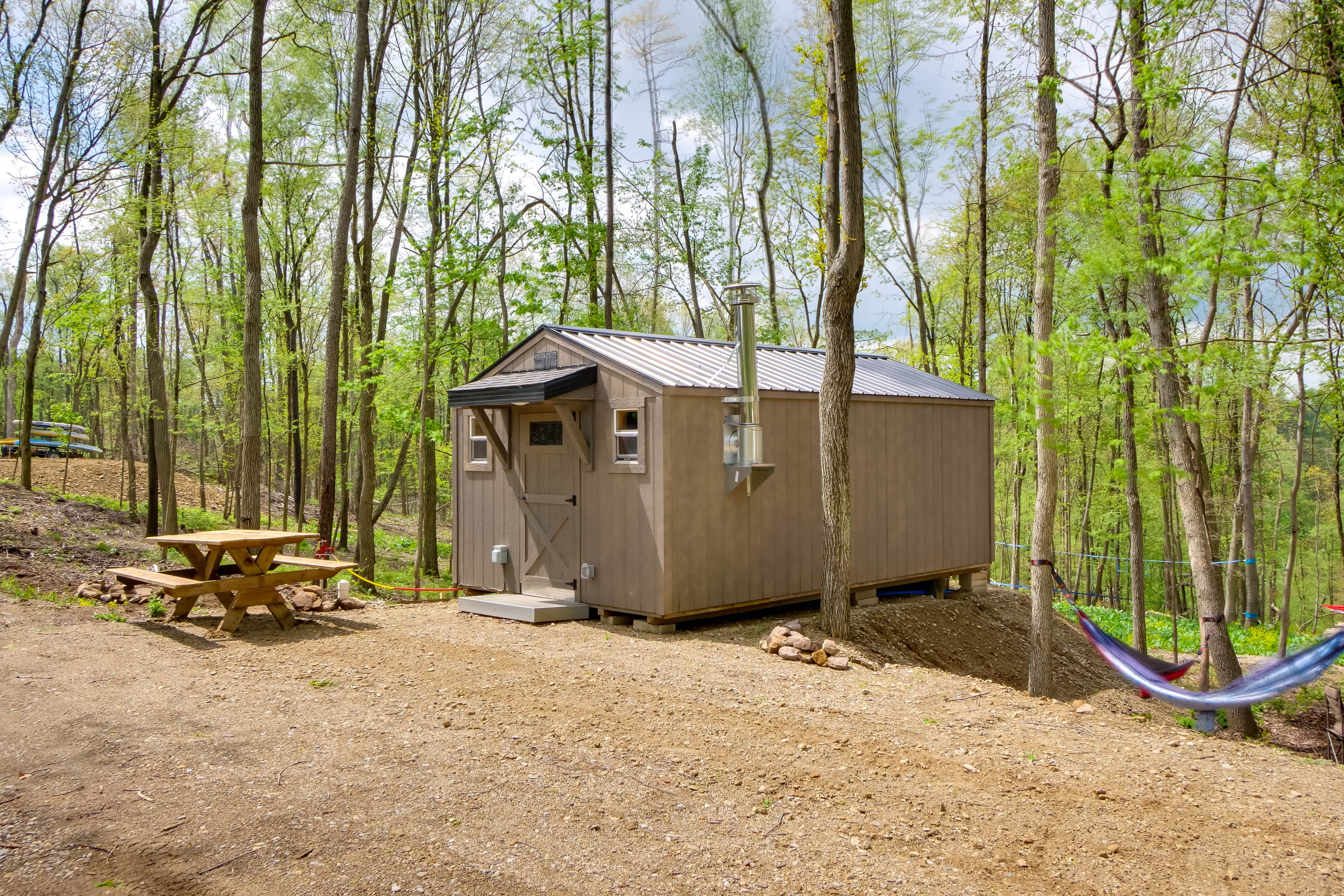 Brinkhaven Vacation Rental | Studio | 1BA | 240 Sq Ft | 2 Steps to Enter