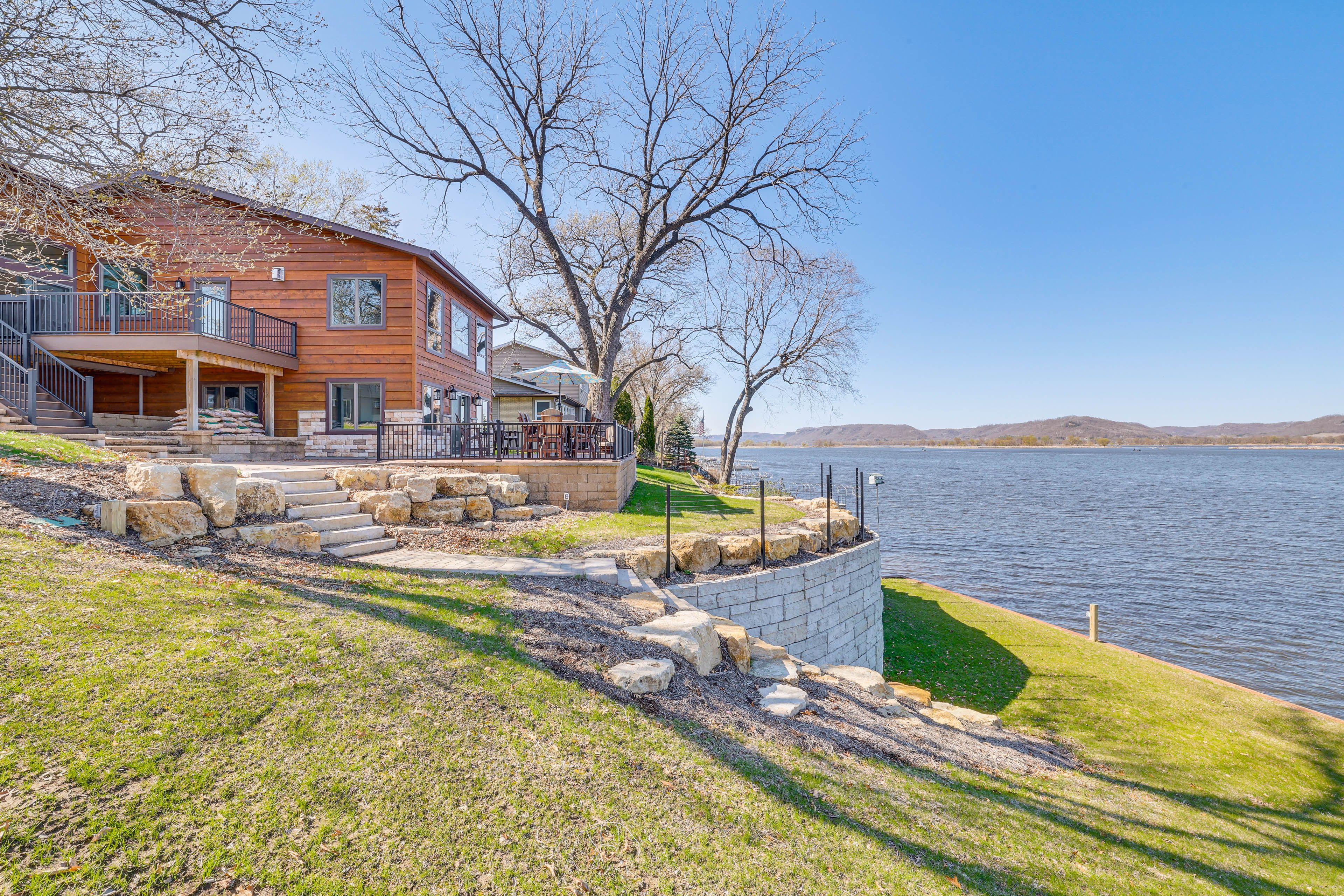 Wabasha Vacation Rental | 3BR | 2BA | 1 Small Step to Enter | 2,000 Sq Ft