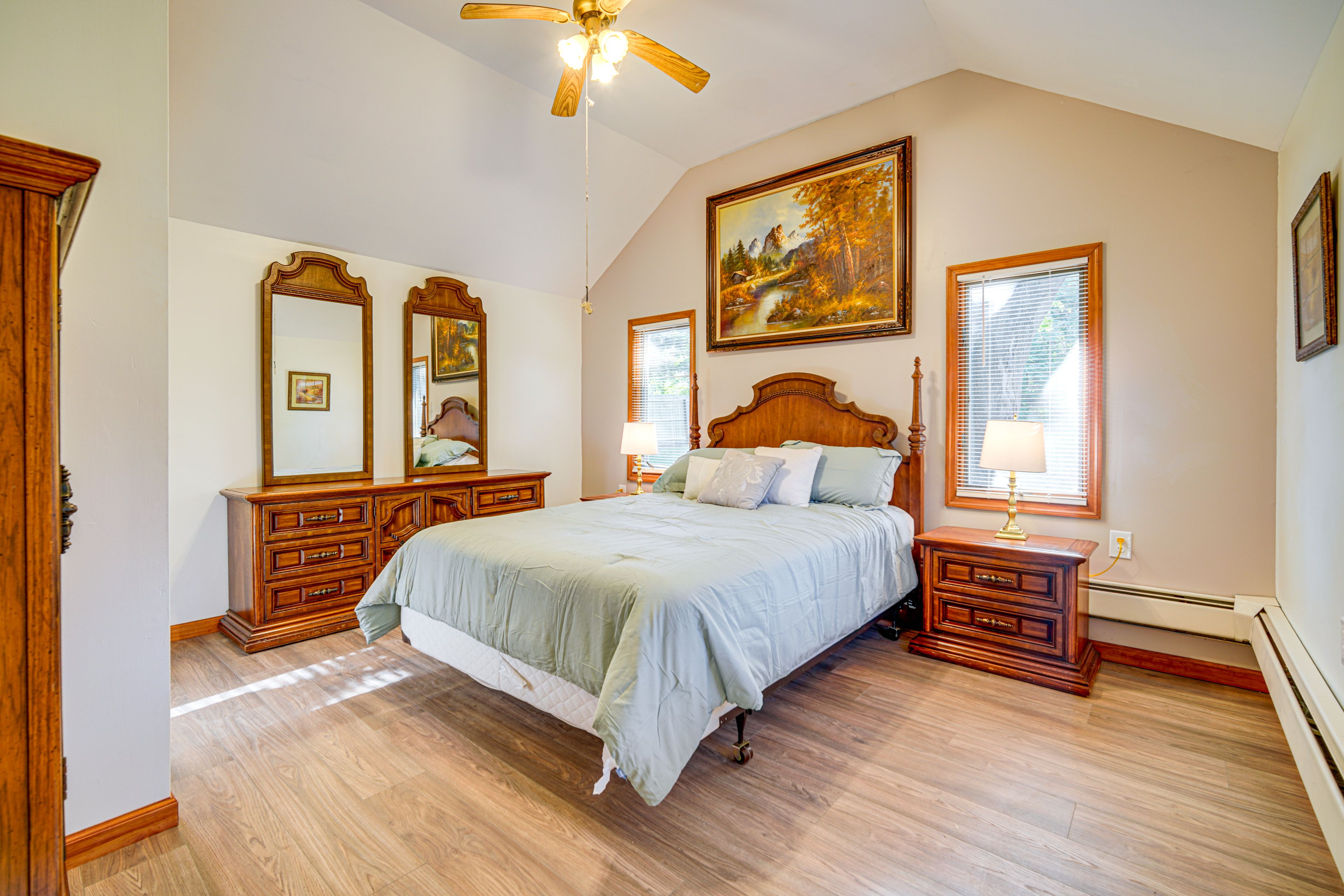 Bedroom 1 | Queen Bed | Linens Provided