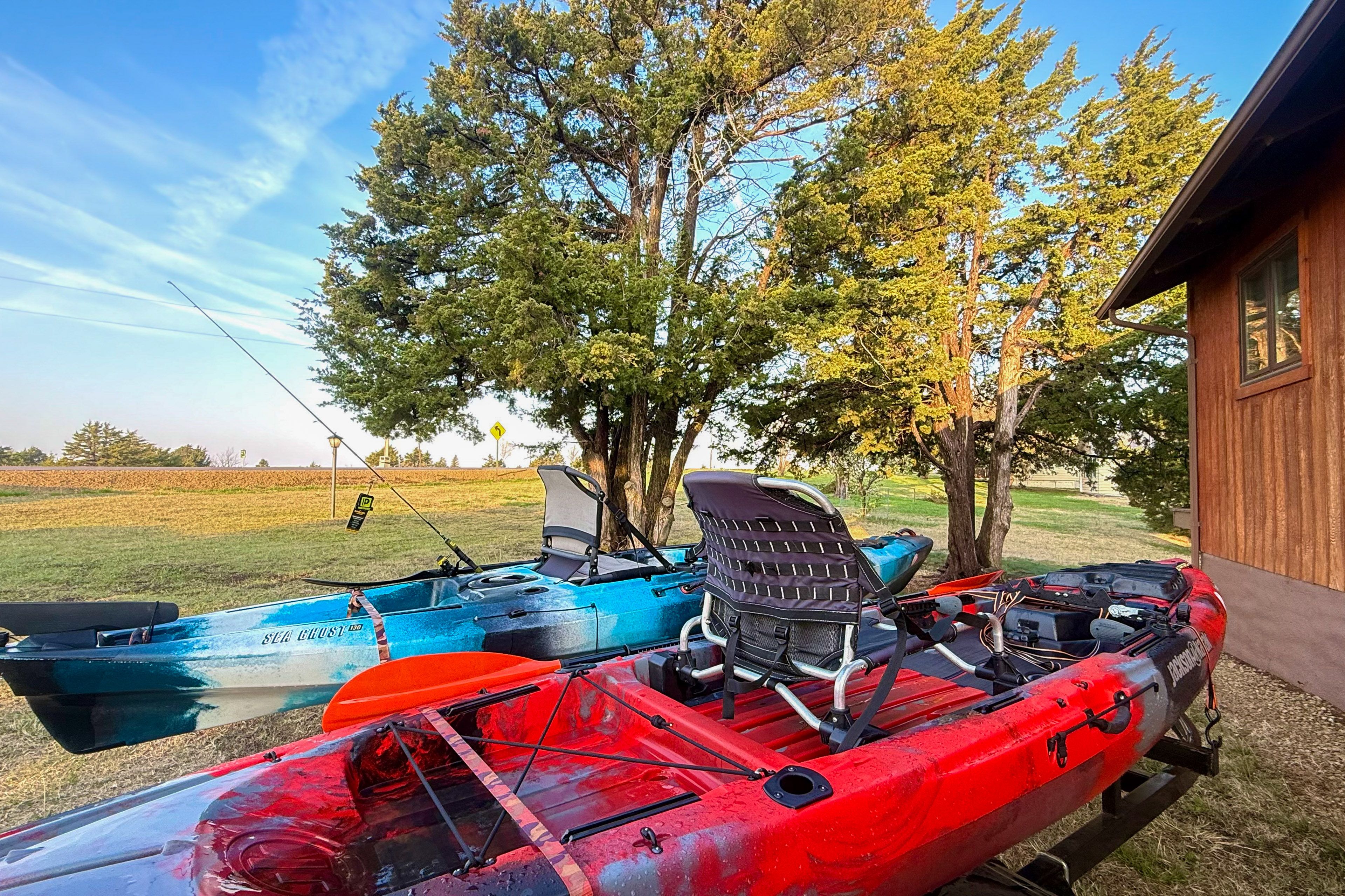 2 Kayaks Provided