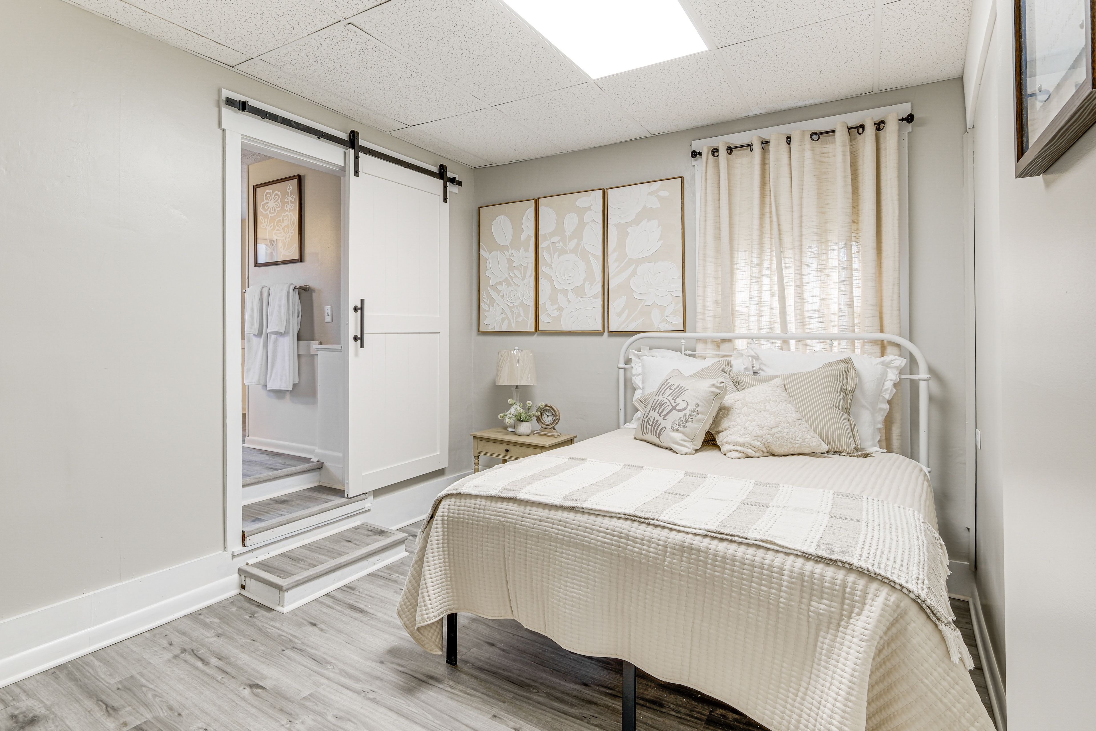 Bedroom 1 | Queen Bed | Linens Provided