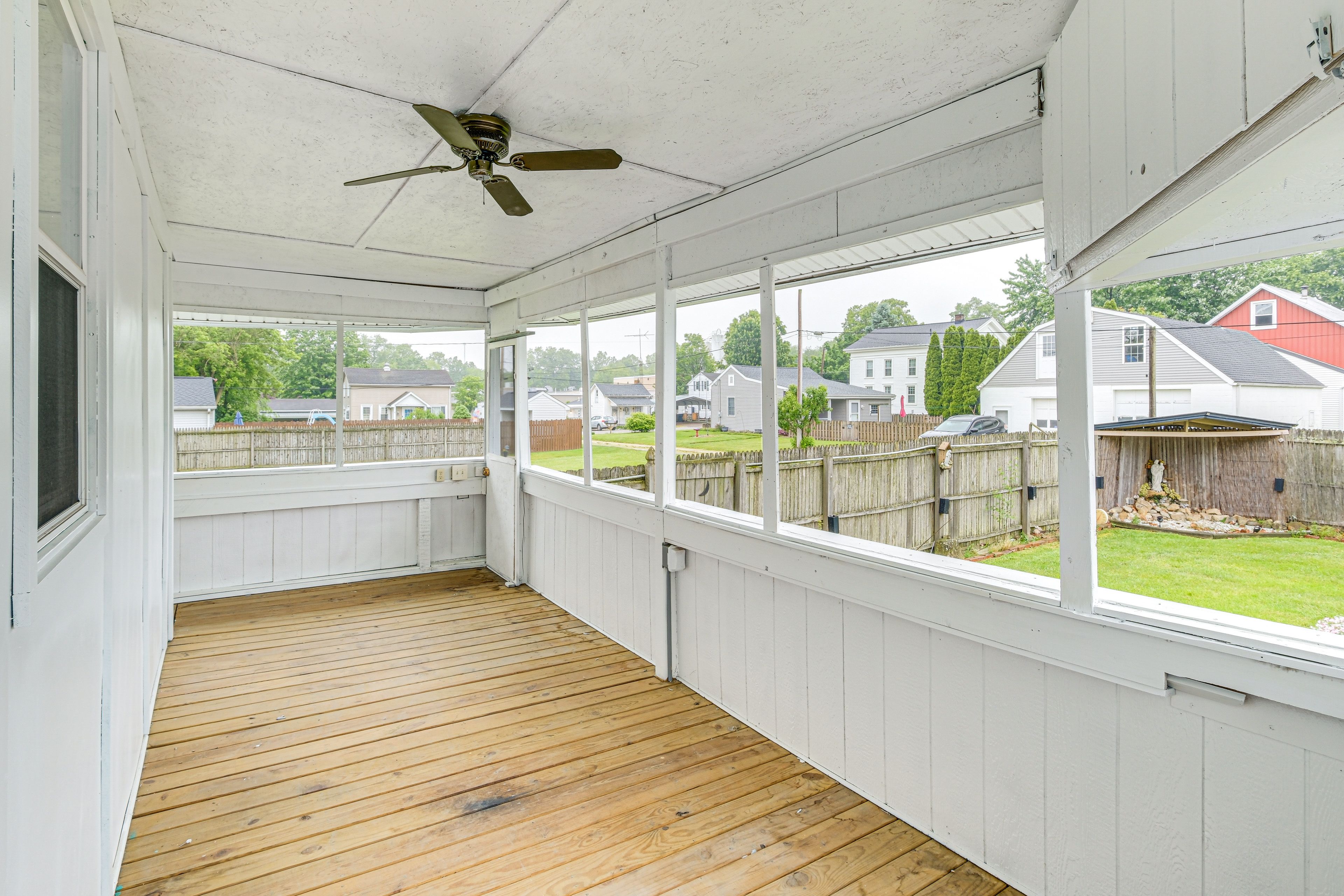 Screened Patio