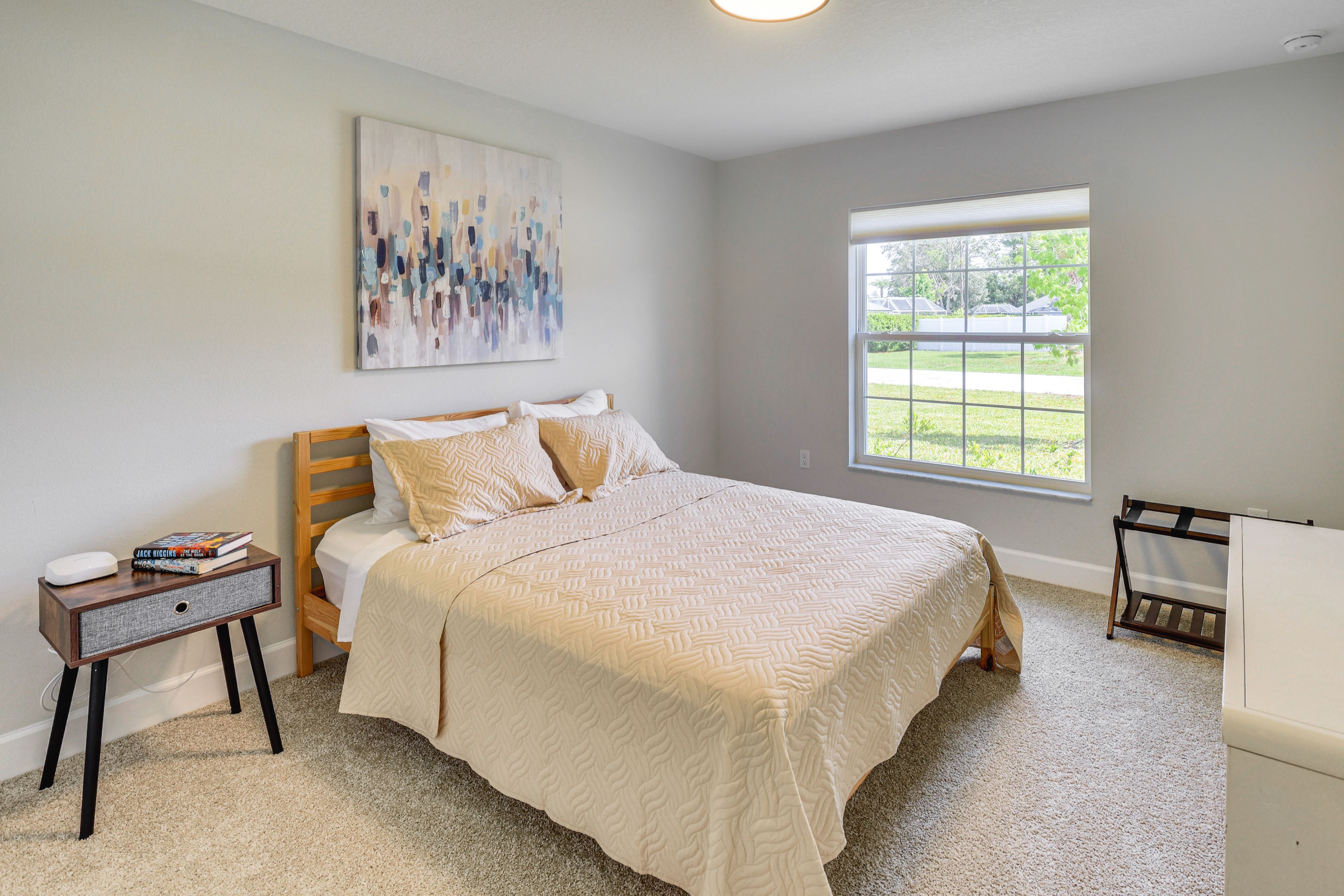 Bedroom 2 | Queen Bed