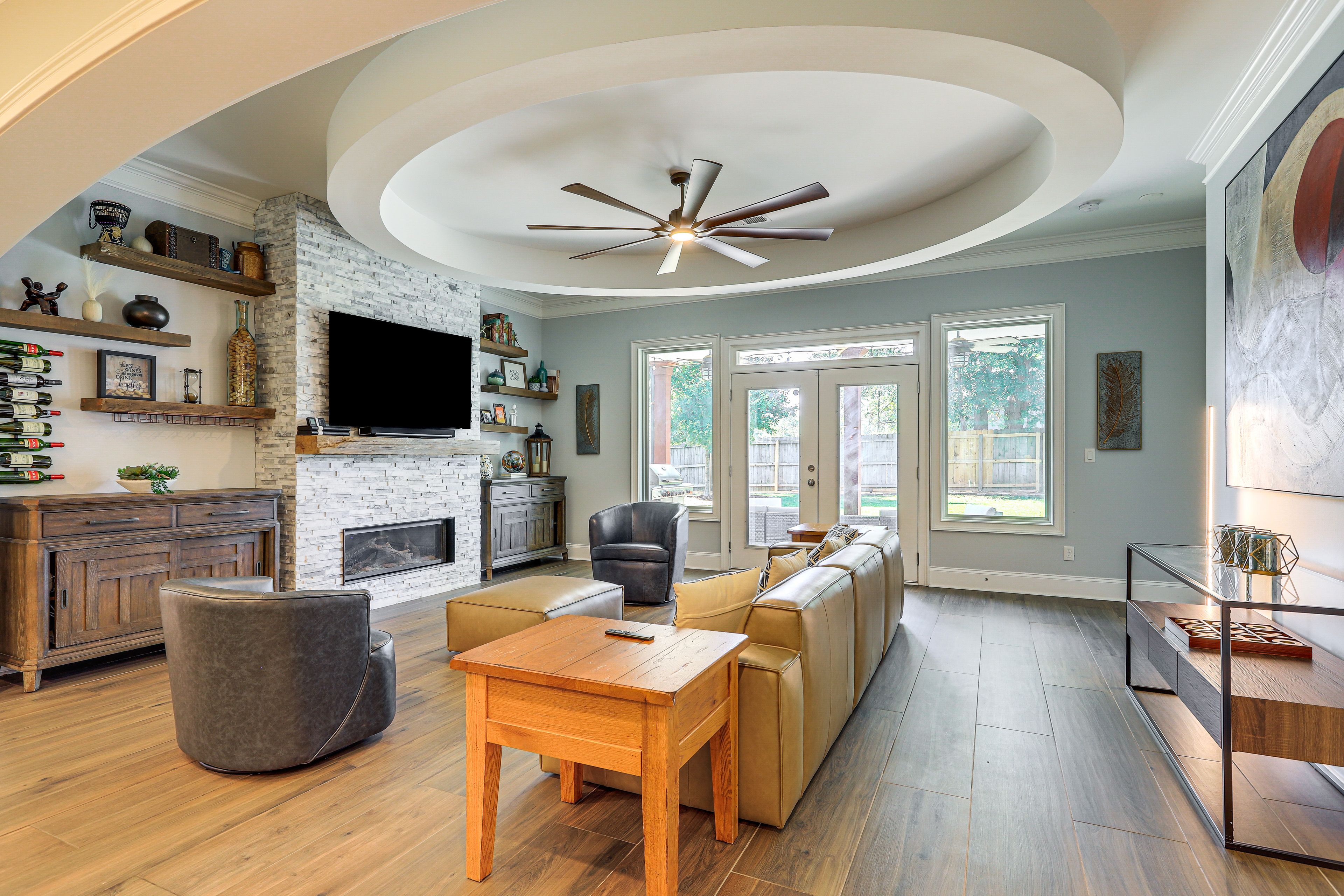 Living Room | Fireplace | Central A/C & Heating | Free WiFi