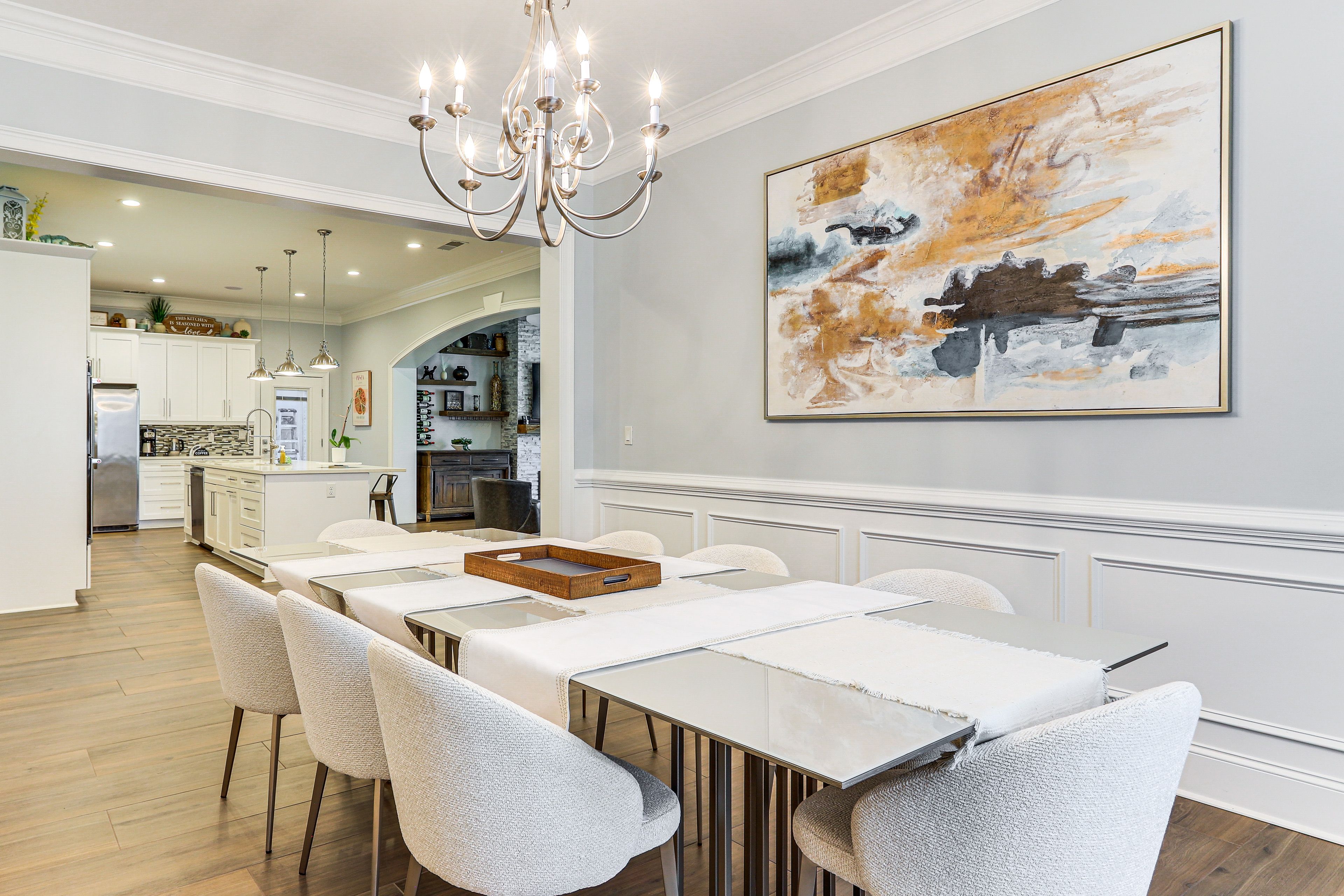 Dining Area | Dishware/Flatware