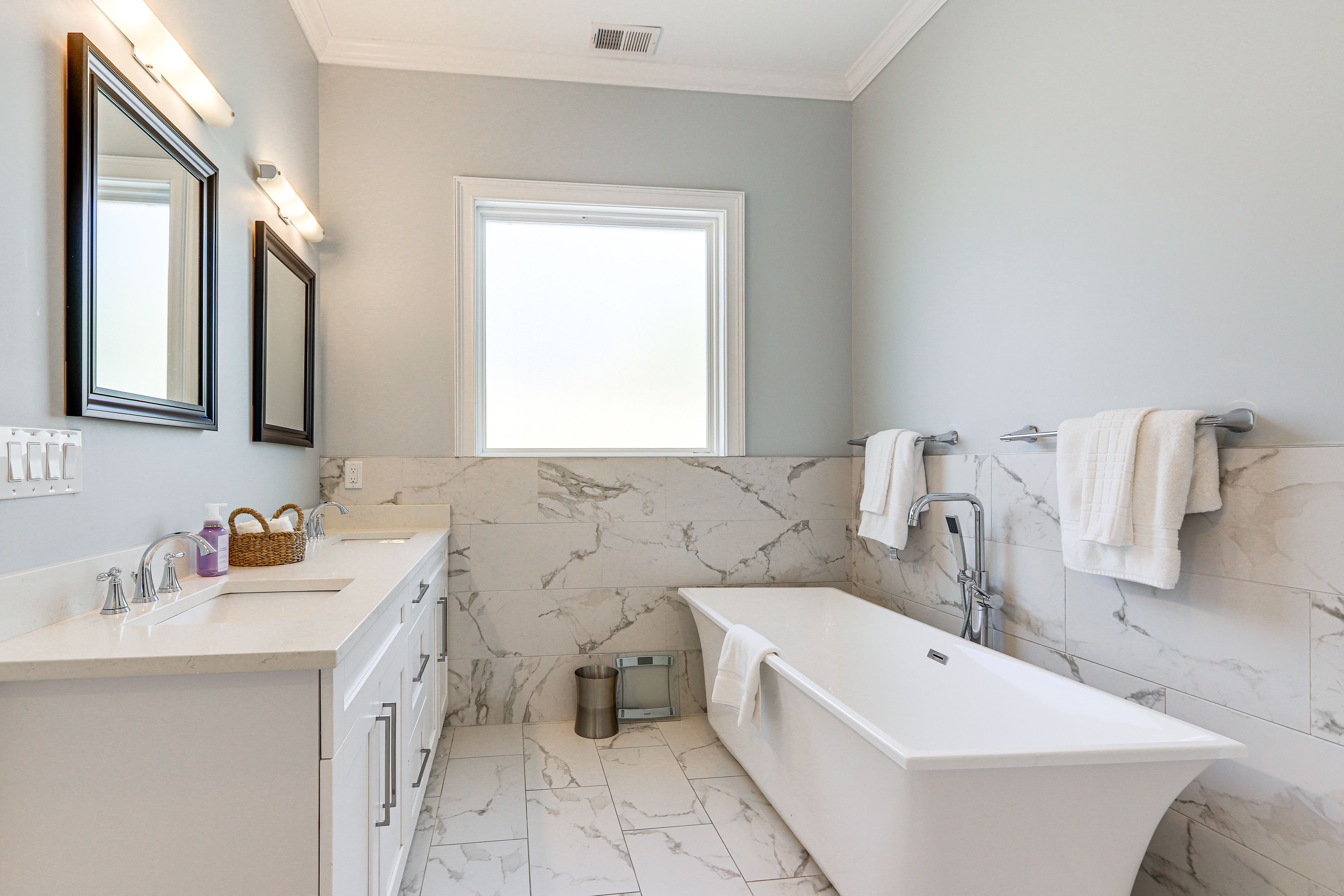En-Suite Bathroom | Towels Provided