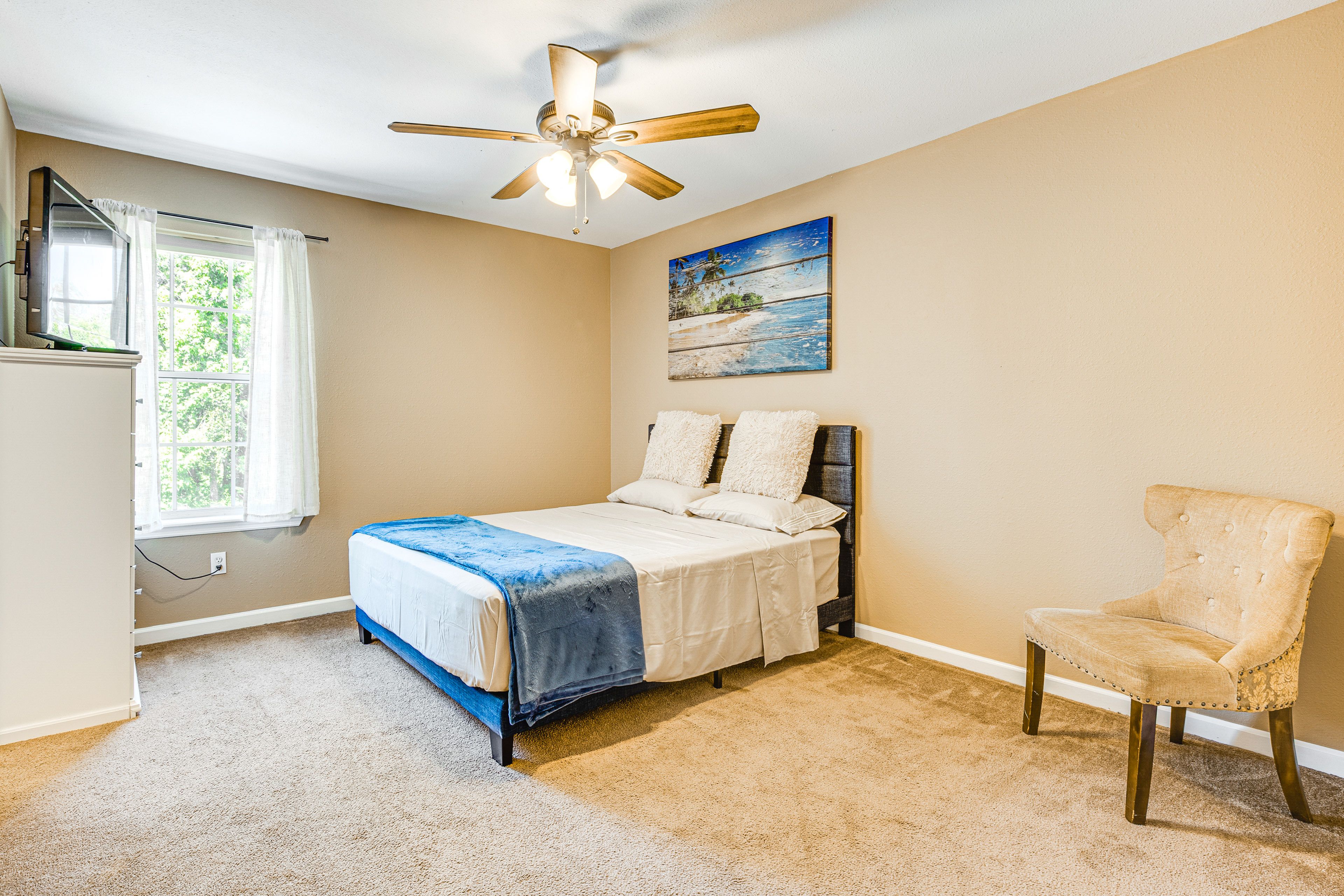 Bedroom 4 | 2nd Floor | Queen Bed