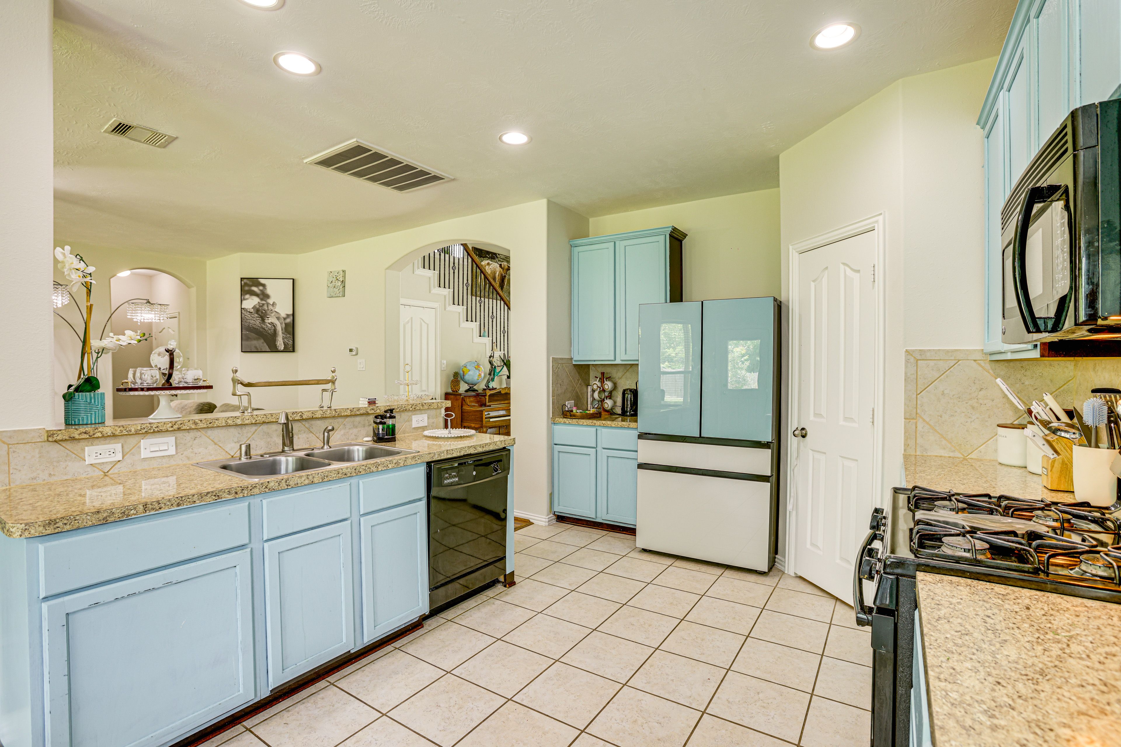 Kitchen | Cooking Basics | Dishwasher | 1st Floor