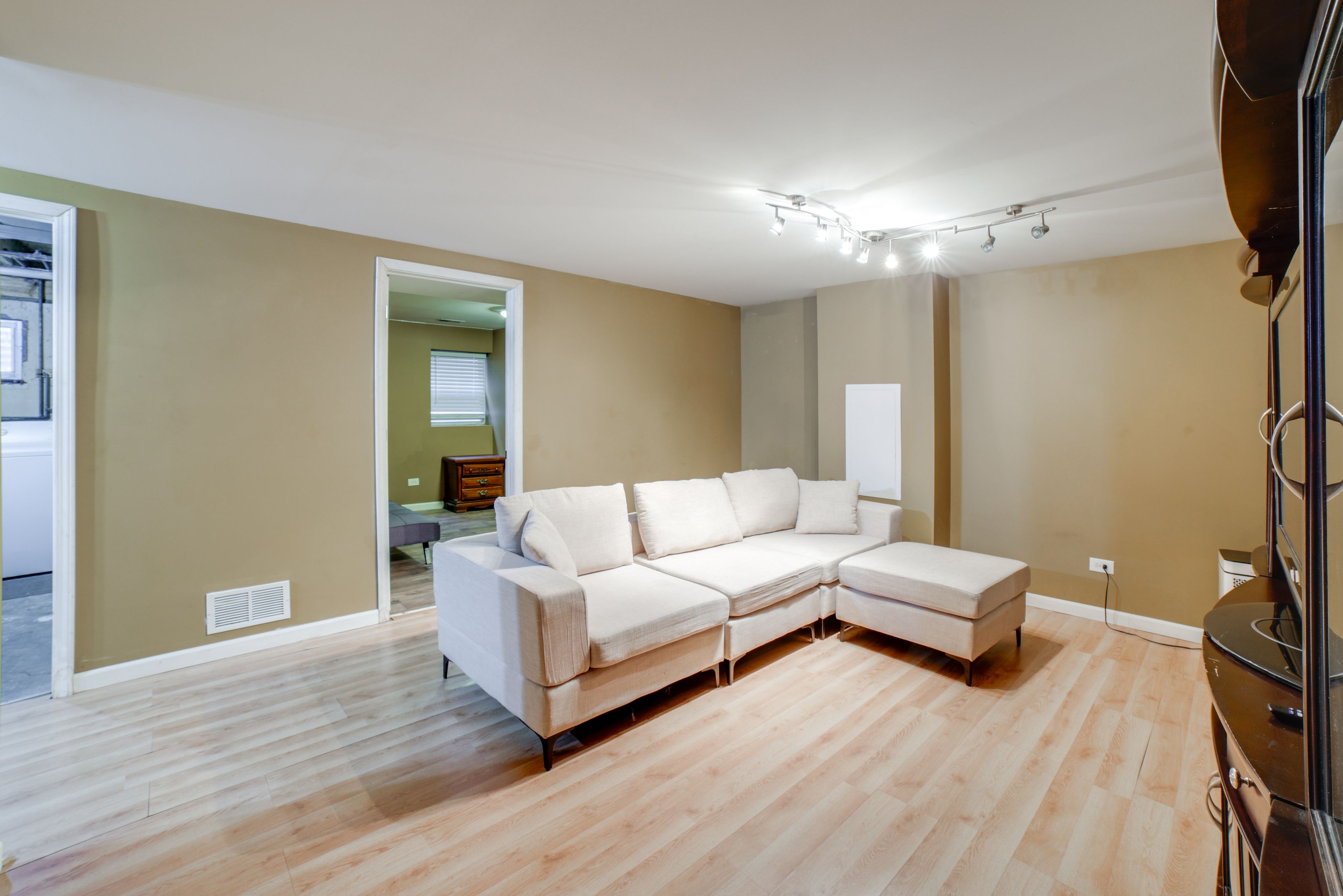 Basement | Smart TV | Home Gym