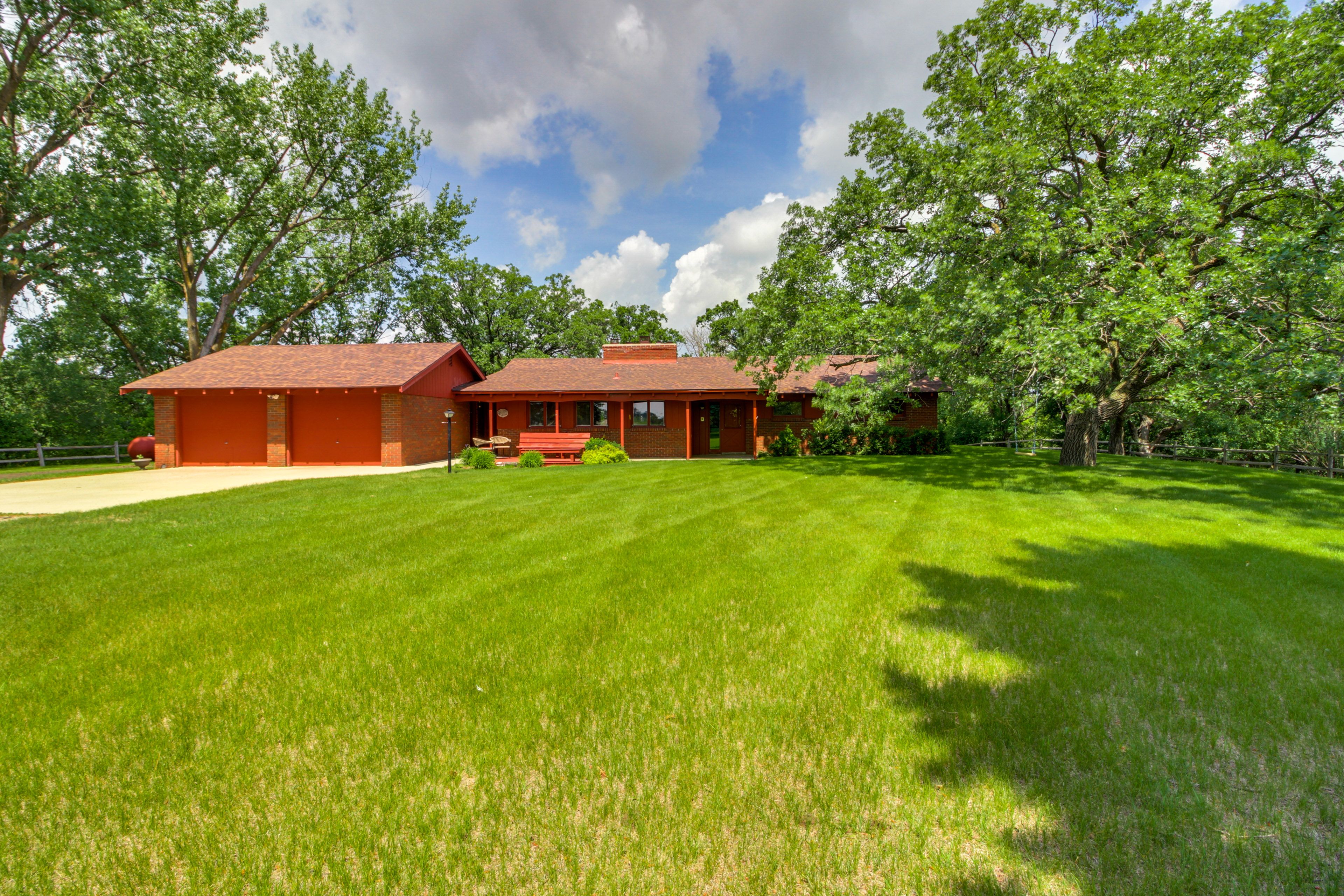 Home Exterior | Single-Story Home