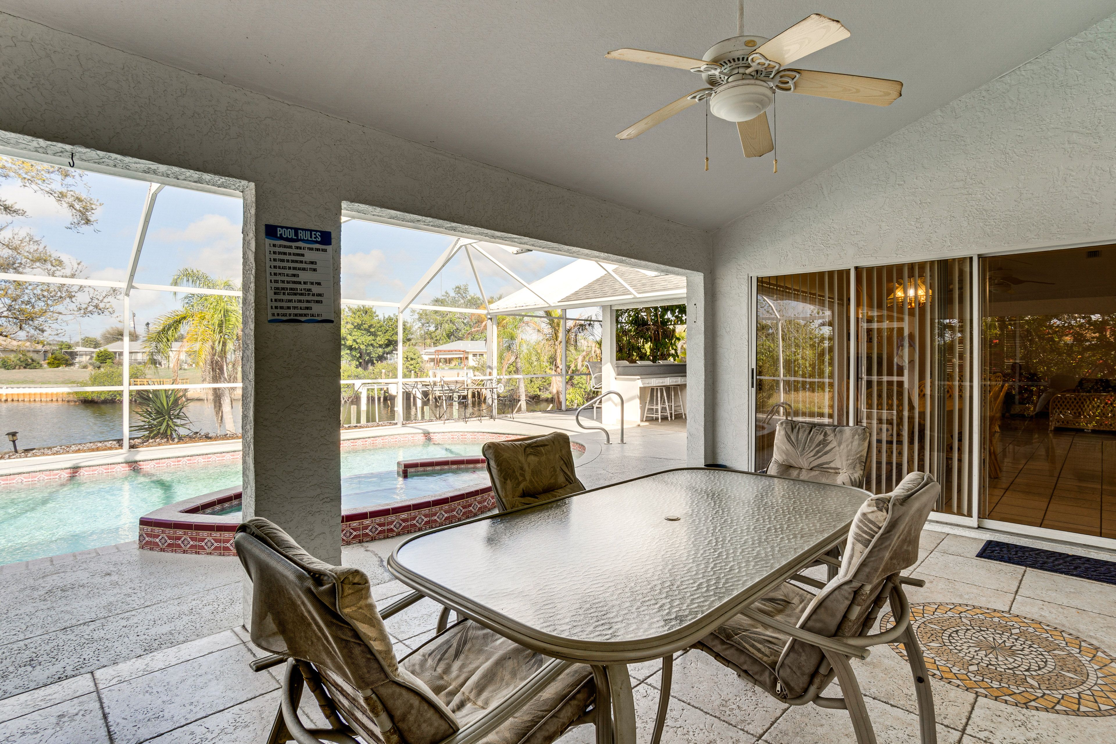 Covered Patio | Outdoor Dining | Bar Area