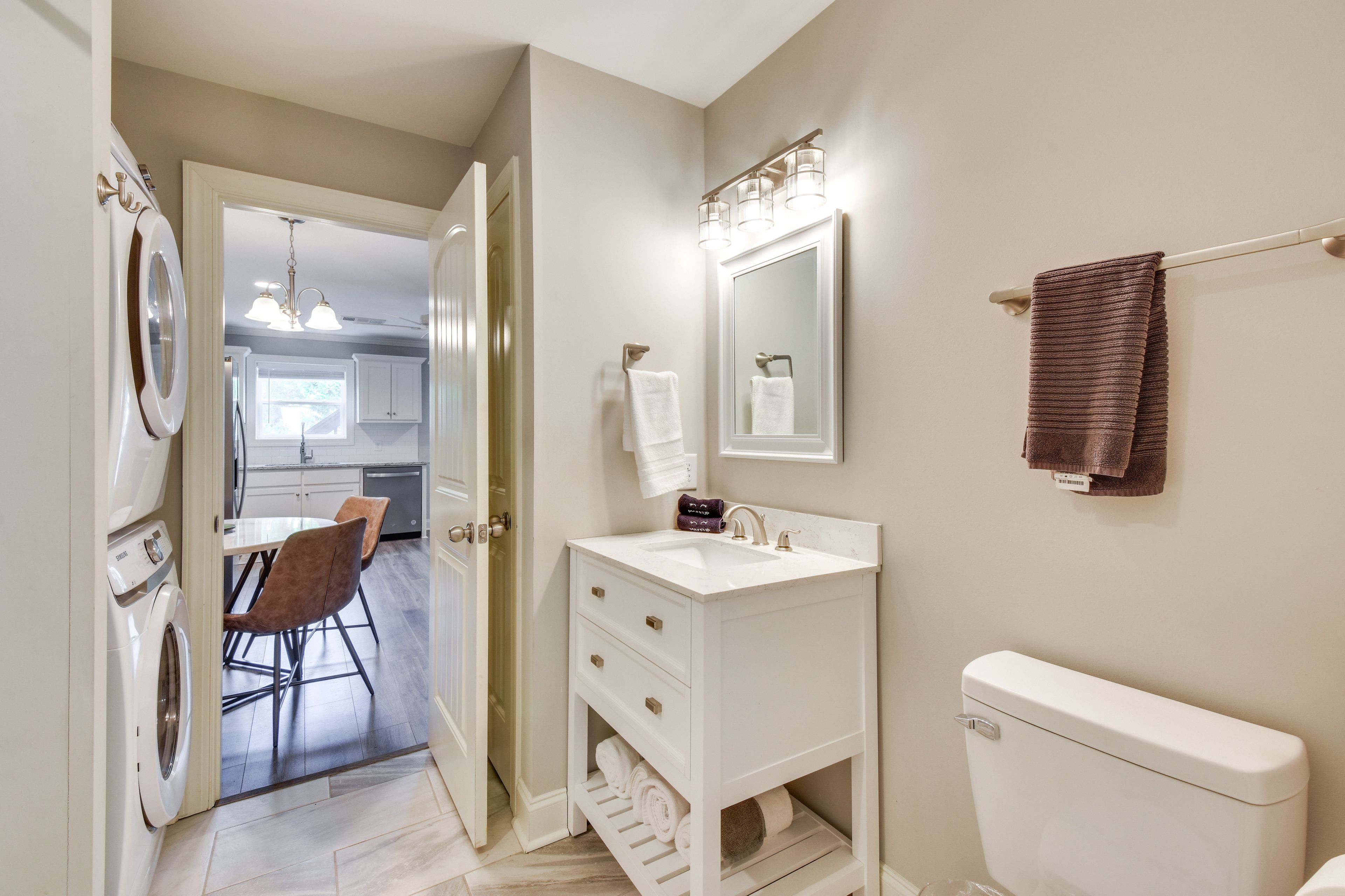 Full Bathroom
