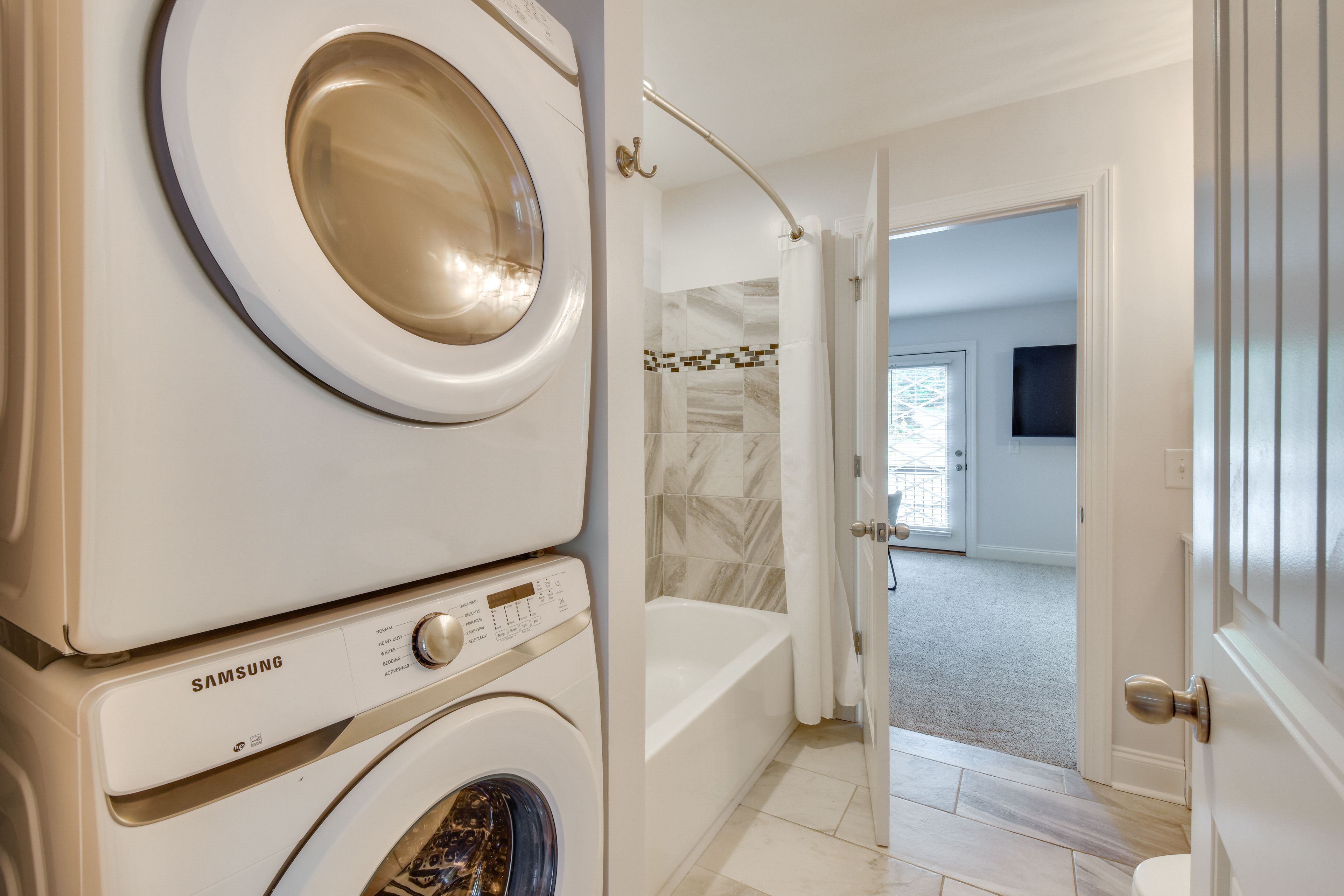 Washer & Dryer