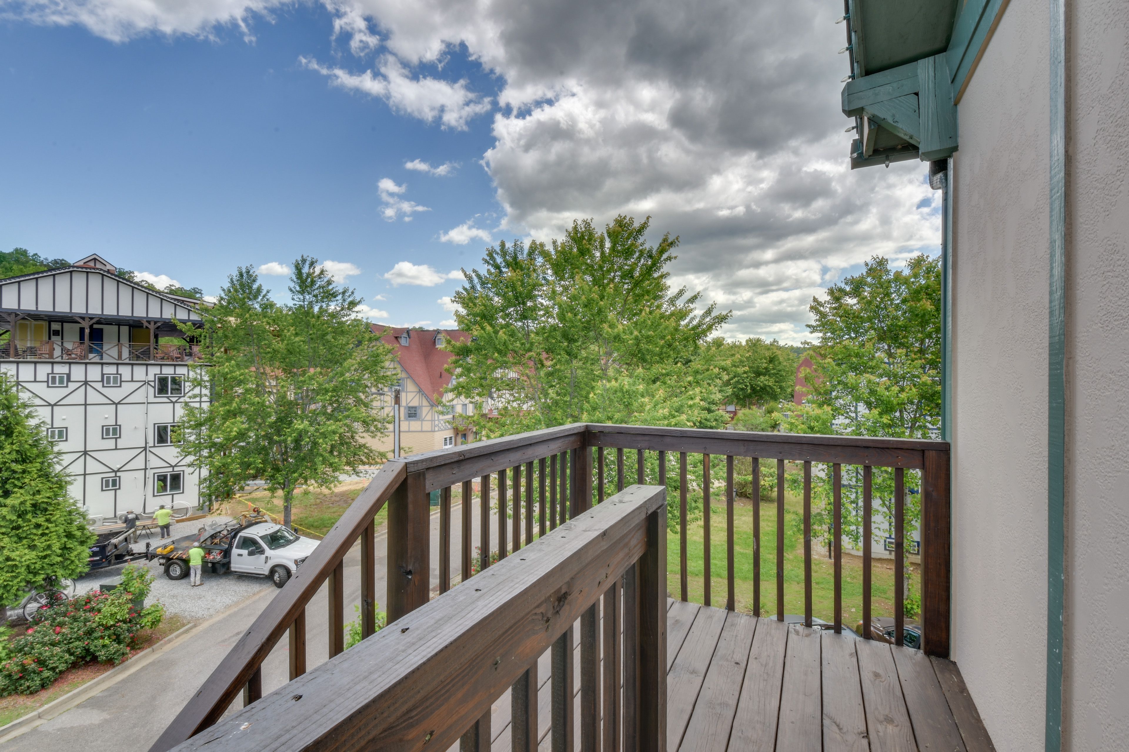 Rear Deck