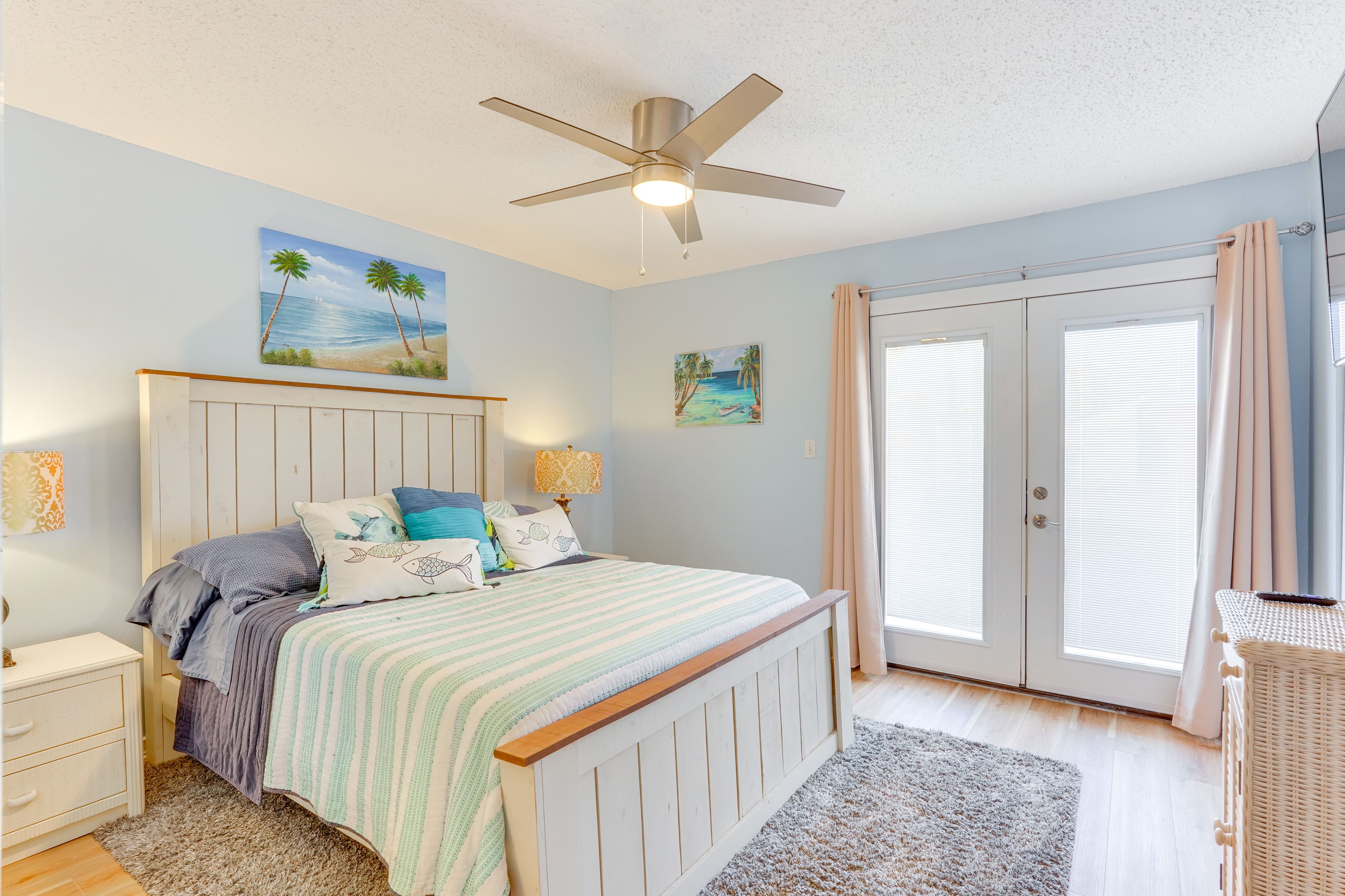 Bedroom 1 | Queen Bed | 2nd Floor