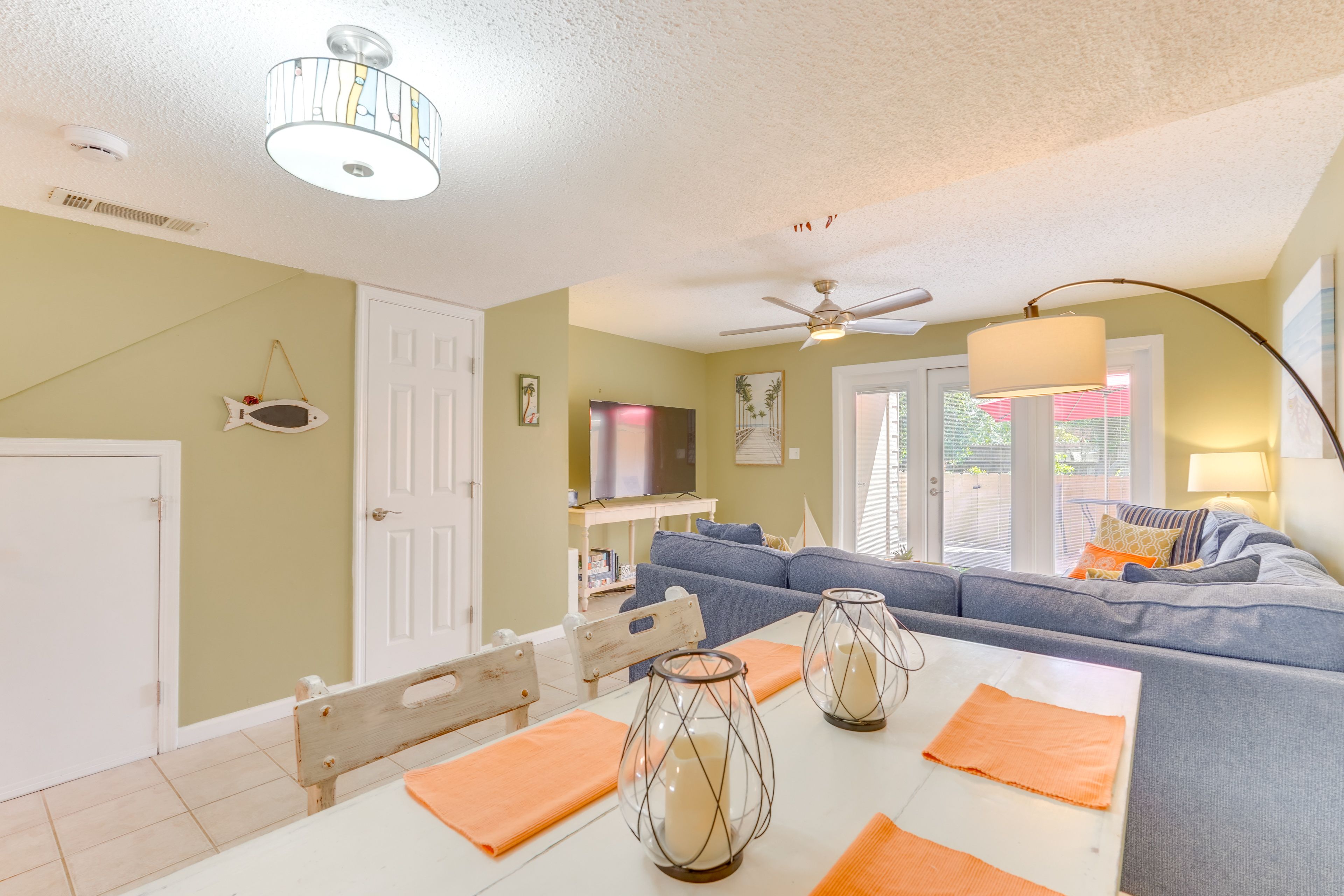 Dining Area | 1st Floor