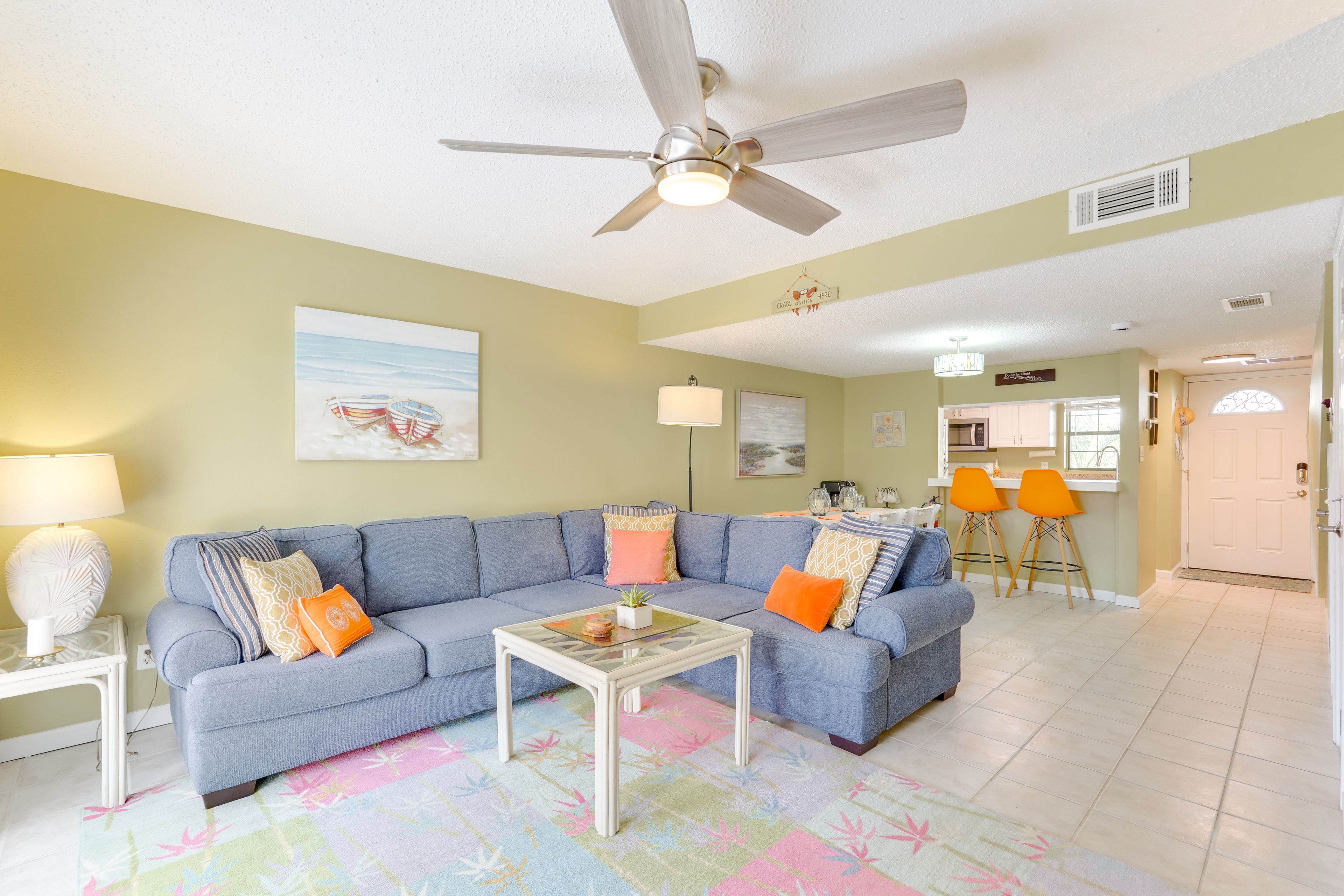 Living Room | Free WiFi | Central A/C | 1st Floor