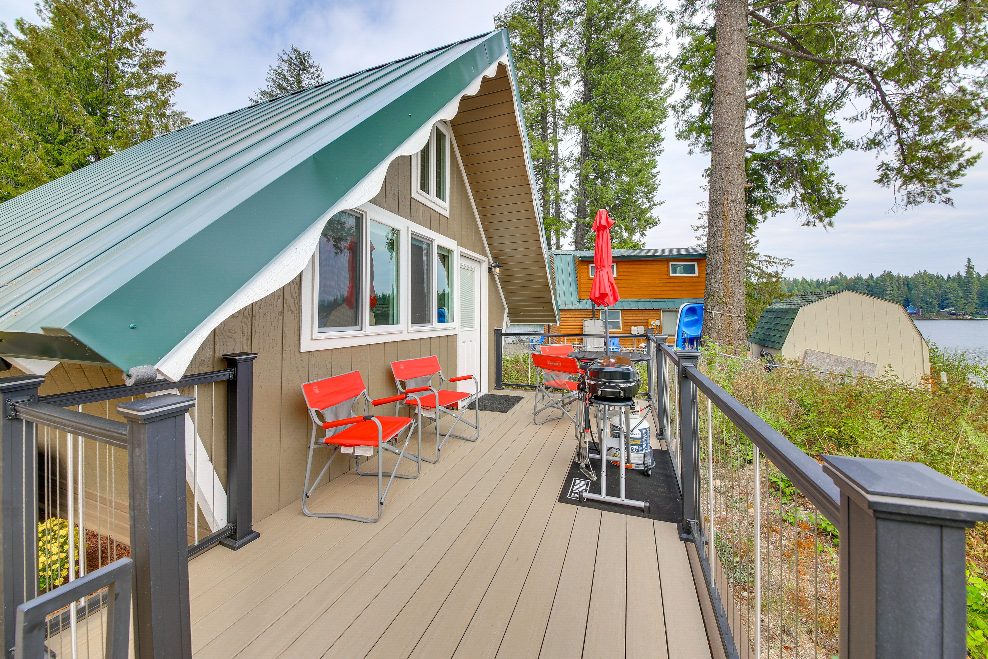 Private Deck | Outdoor Dining | Gas Grill