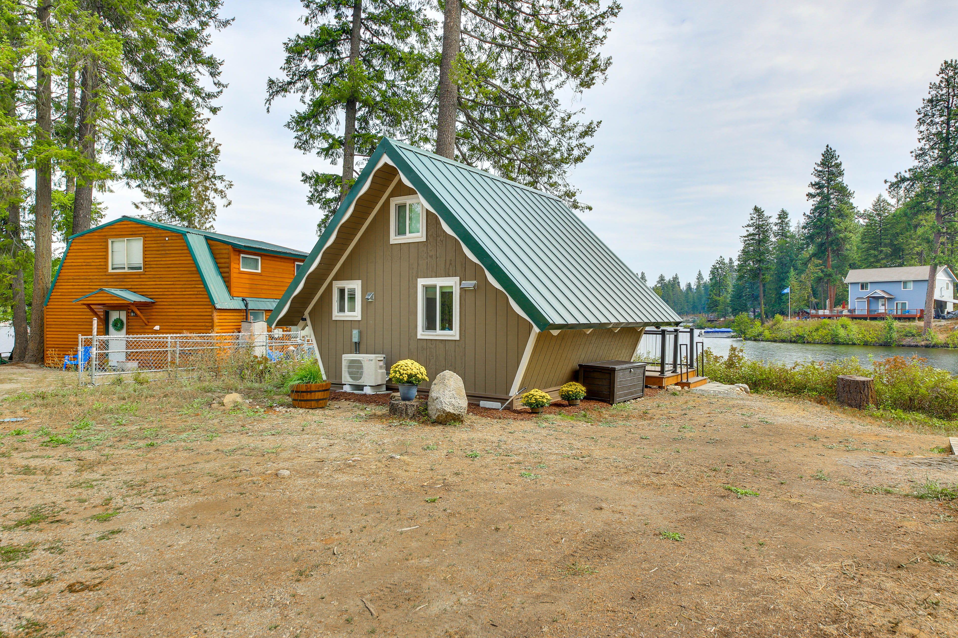 Parking | Driveway (2 Vehicles)