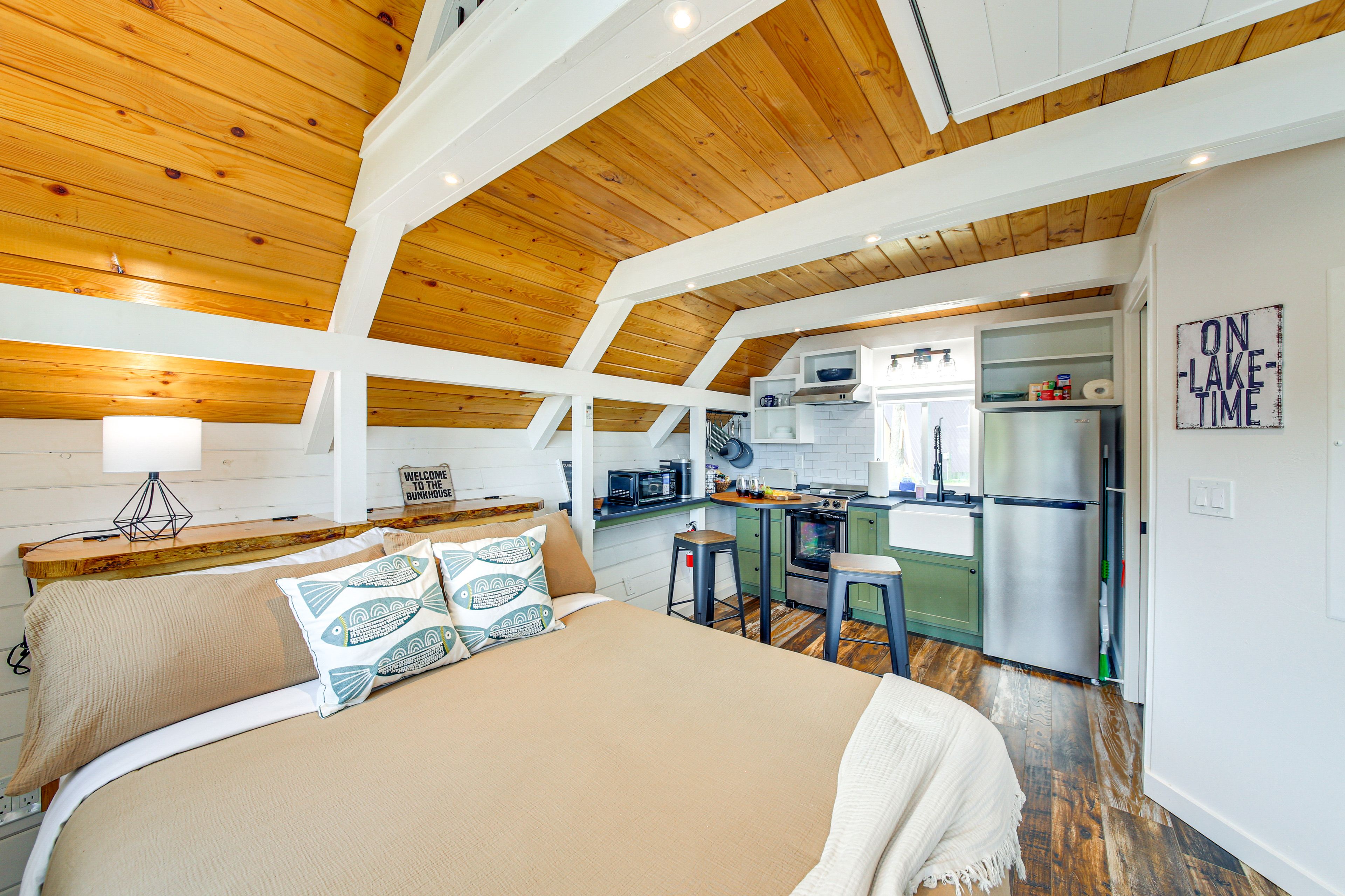 Studio | Kitchen | 1st Floor