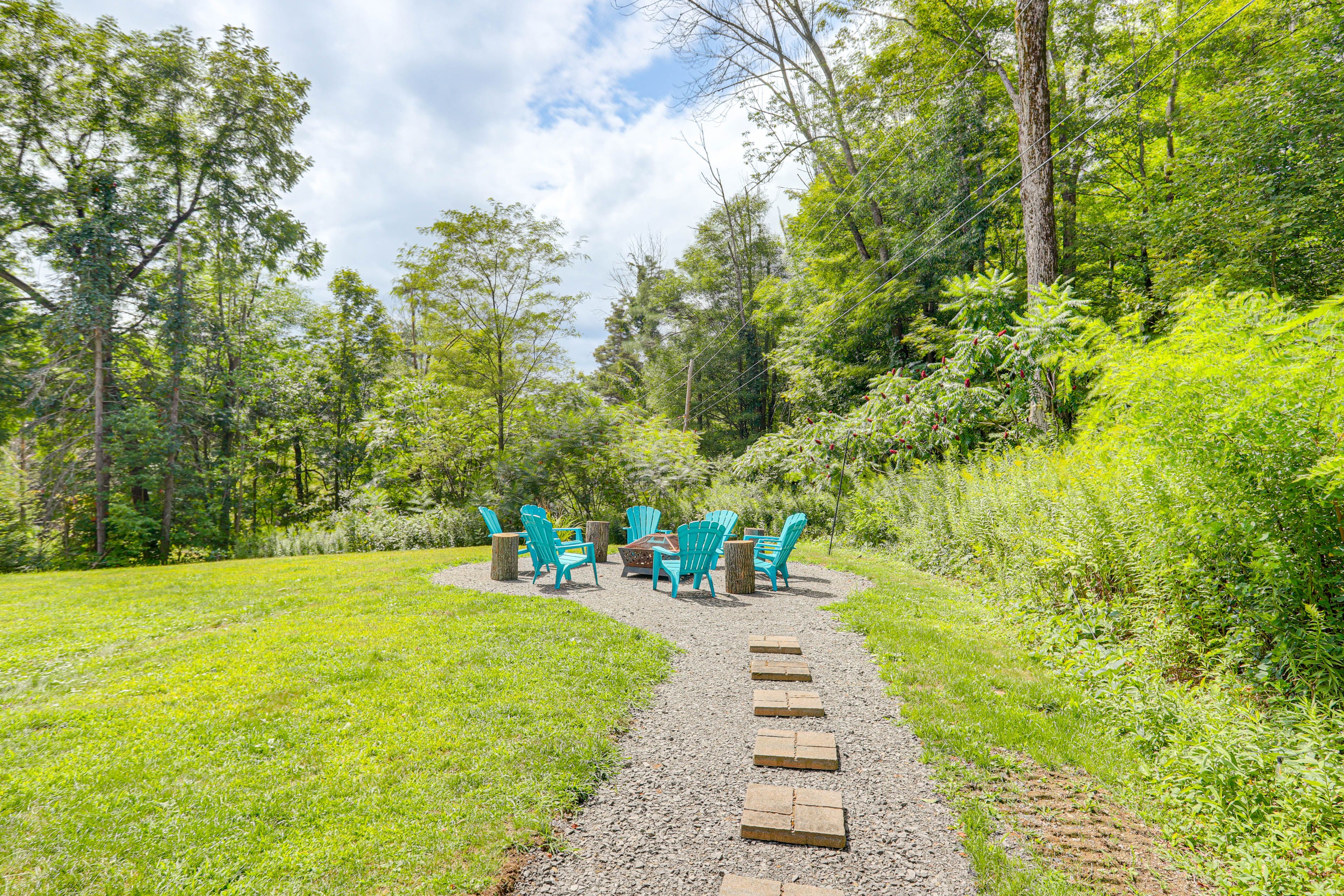 Open Yard | Fire Pit