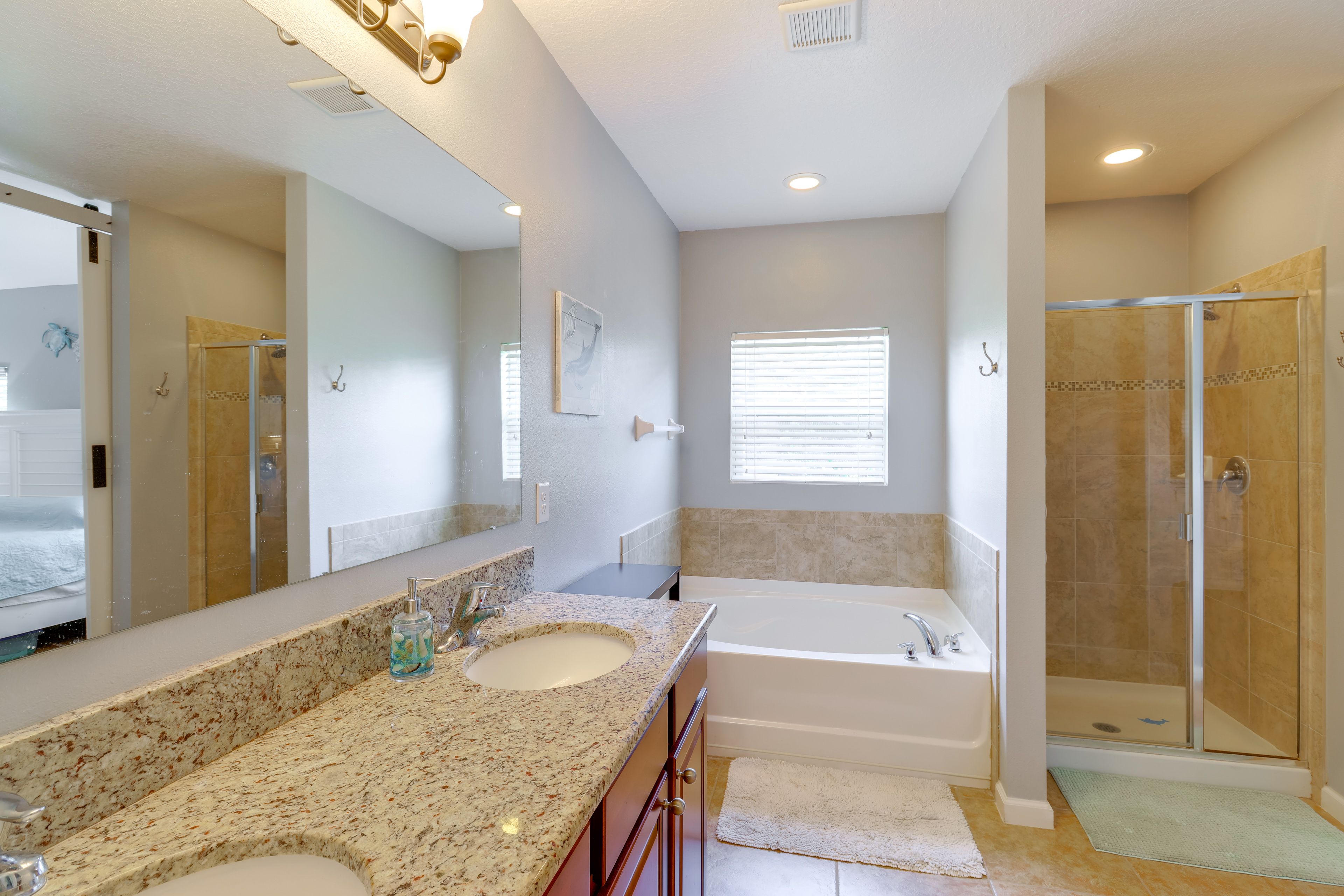 En-Suite Bathroom | 1st Floor | Towels Provided