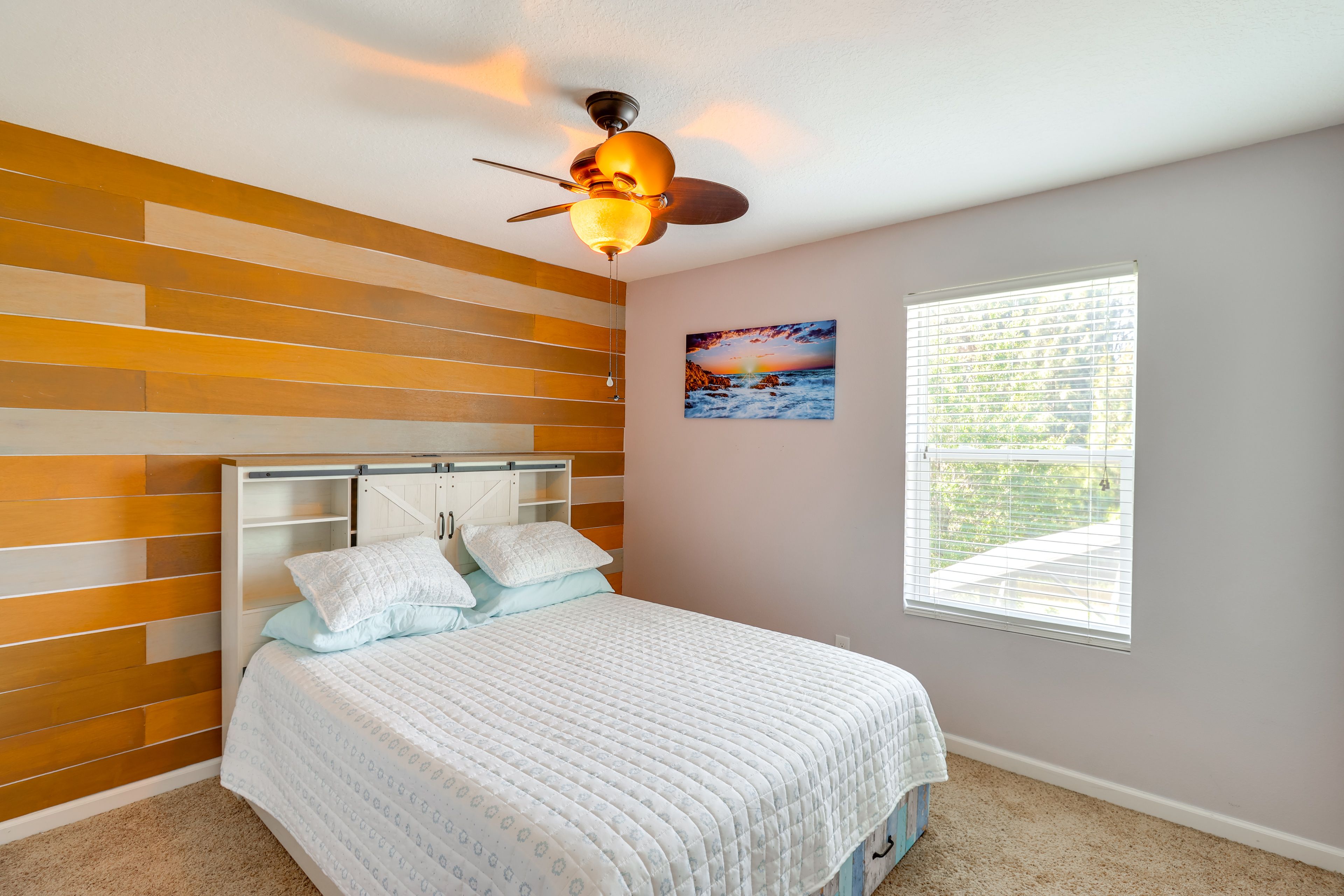 Bedroom 2 | 2nd Floor | Queen Bed