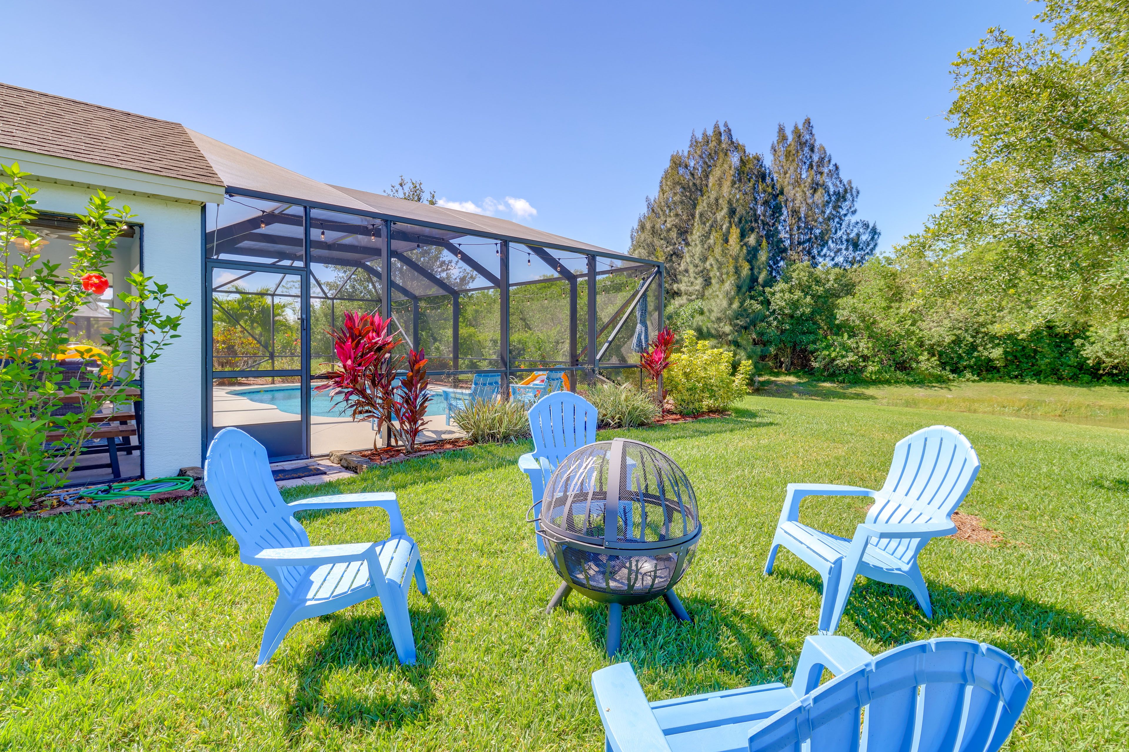 Private Yard | Wood-Burning Fire Pit