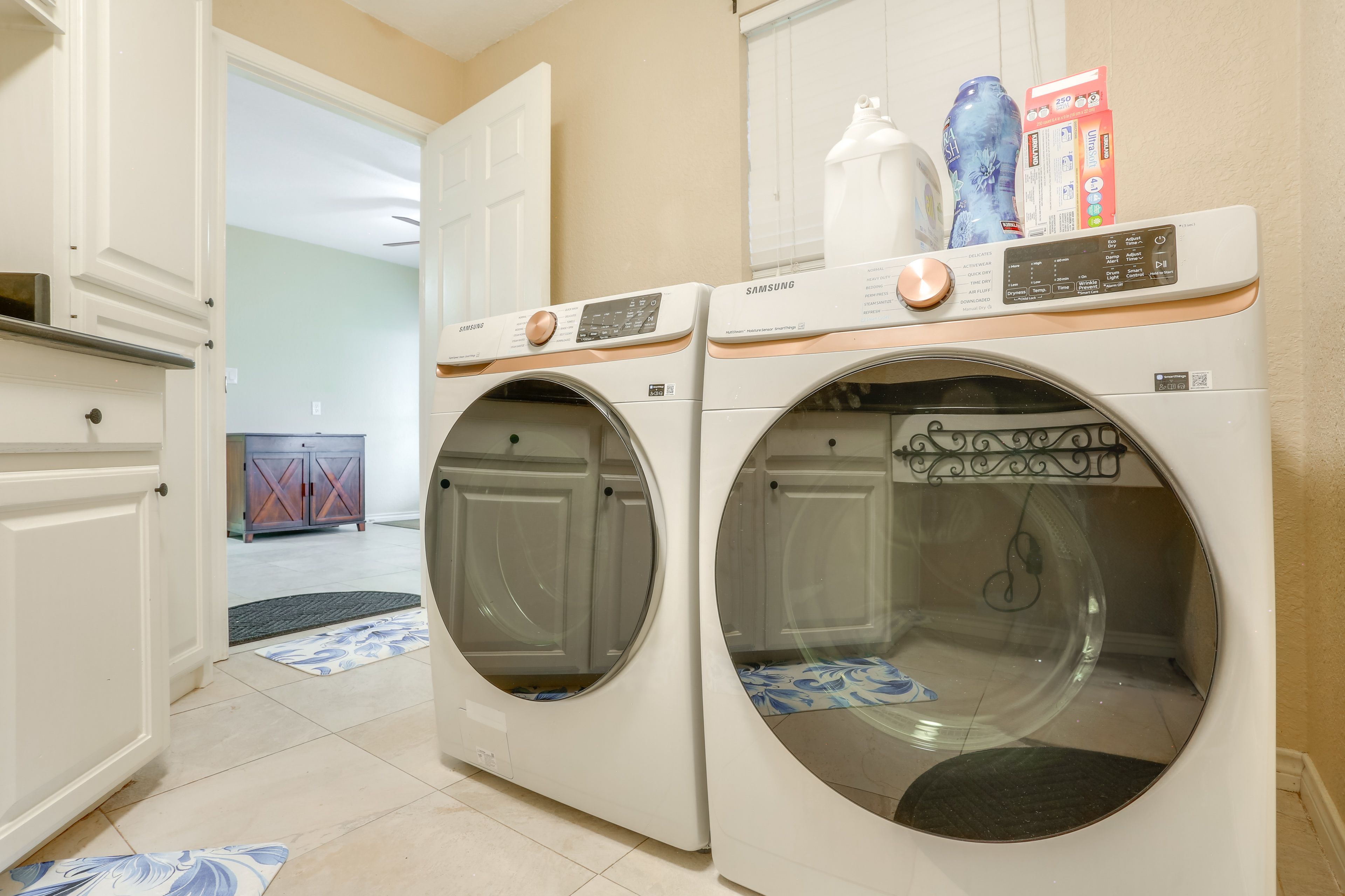 Washer & Dryer