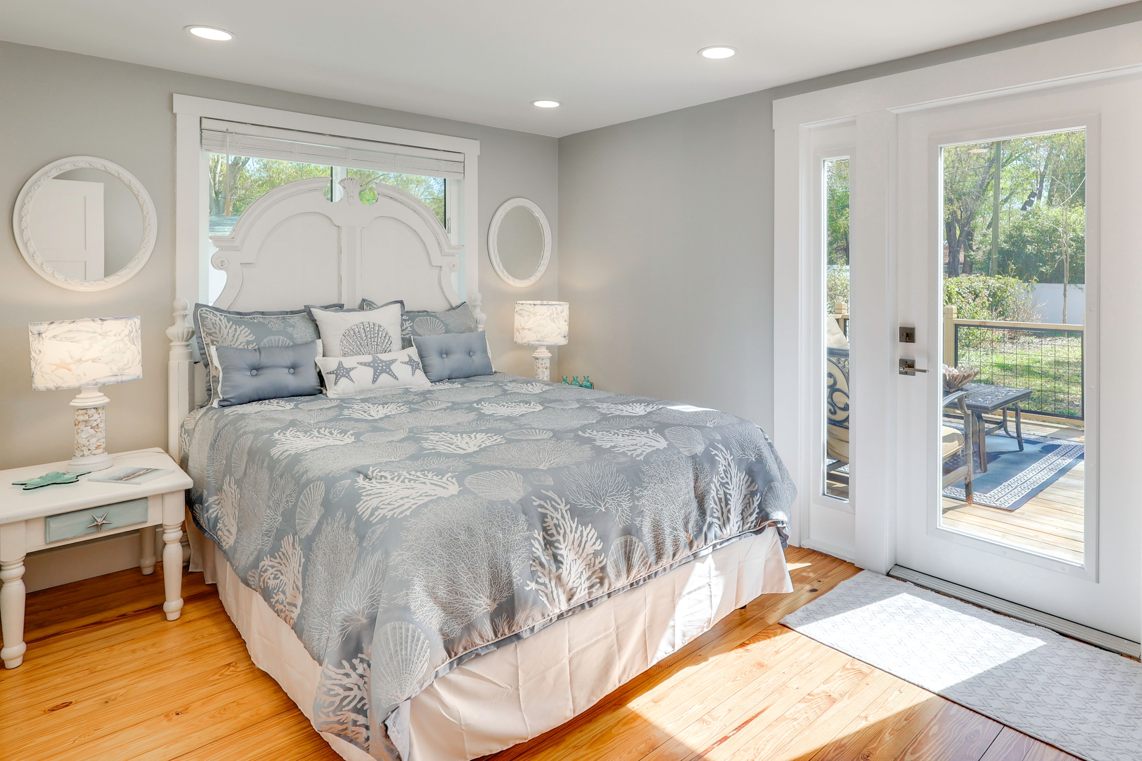 Bedroom 2 | Queen Bed