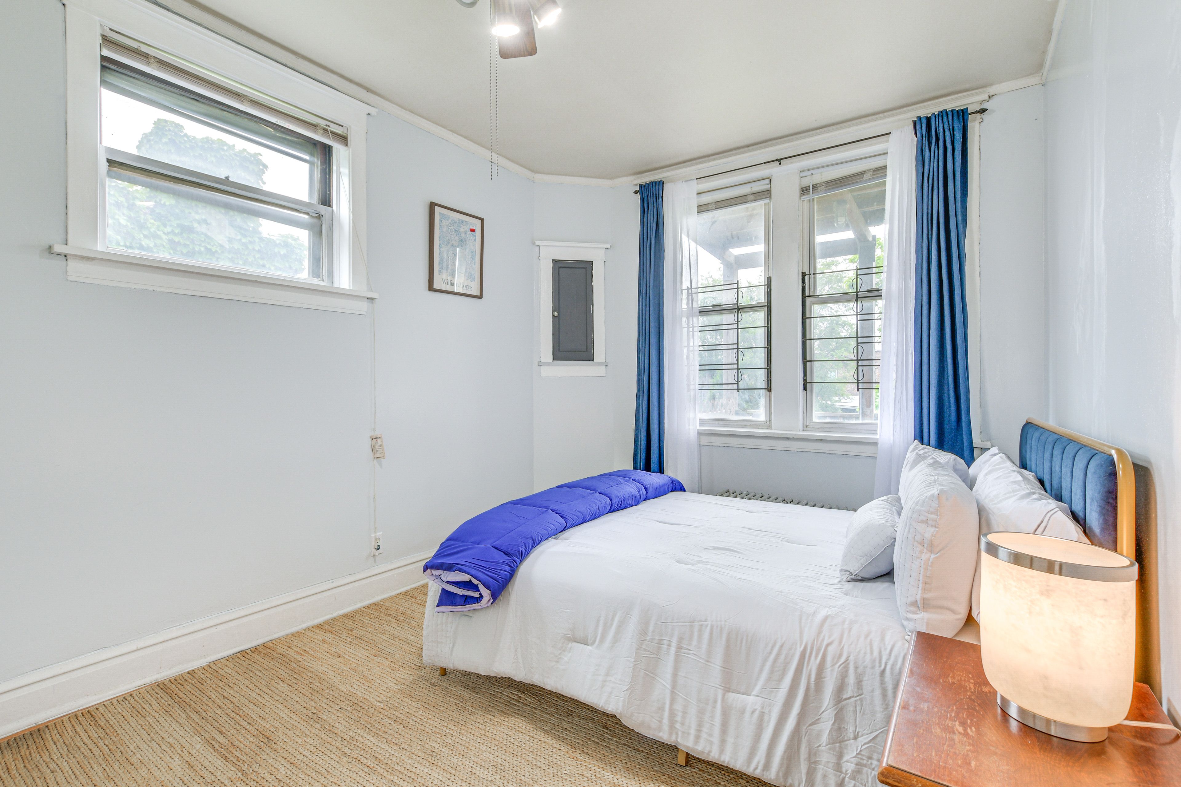 Bedroom 2 | Queen Bed