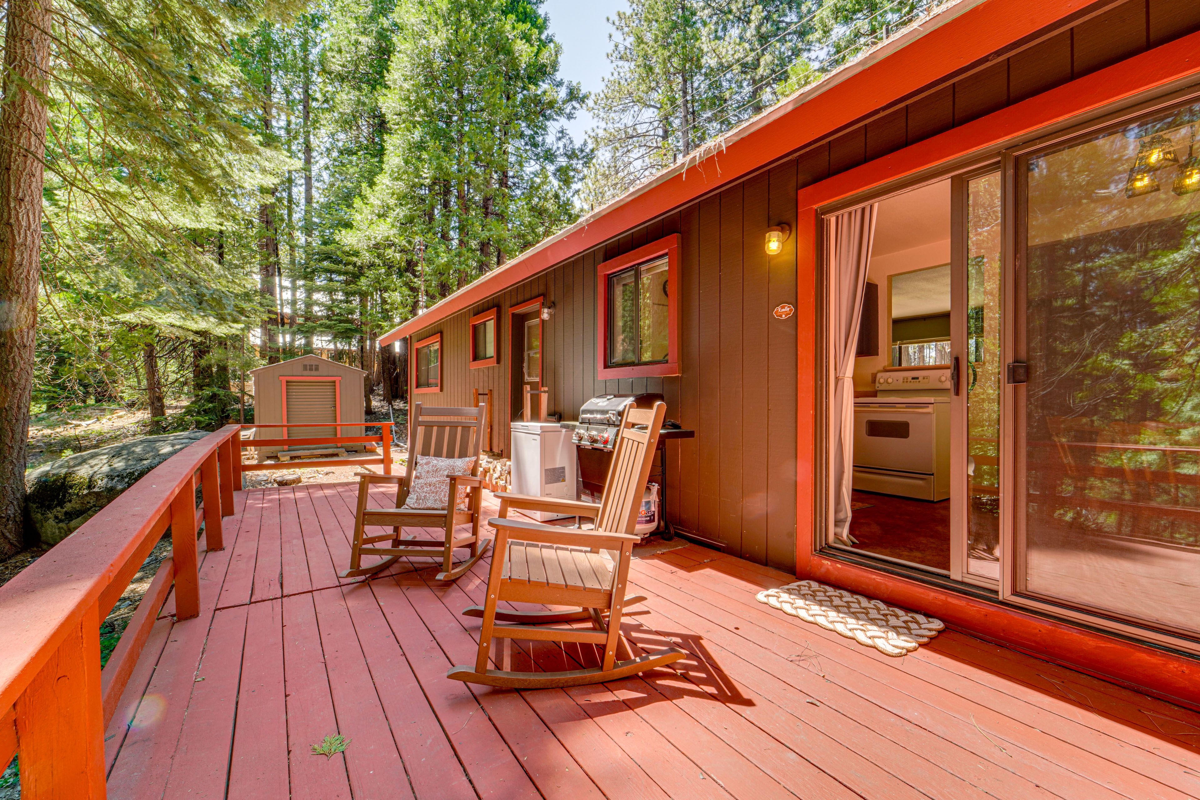 Deck | Gas Grill