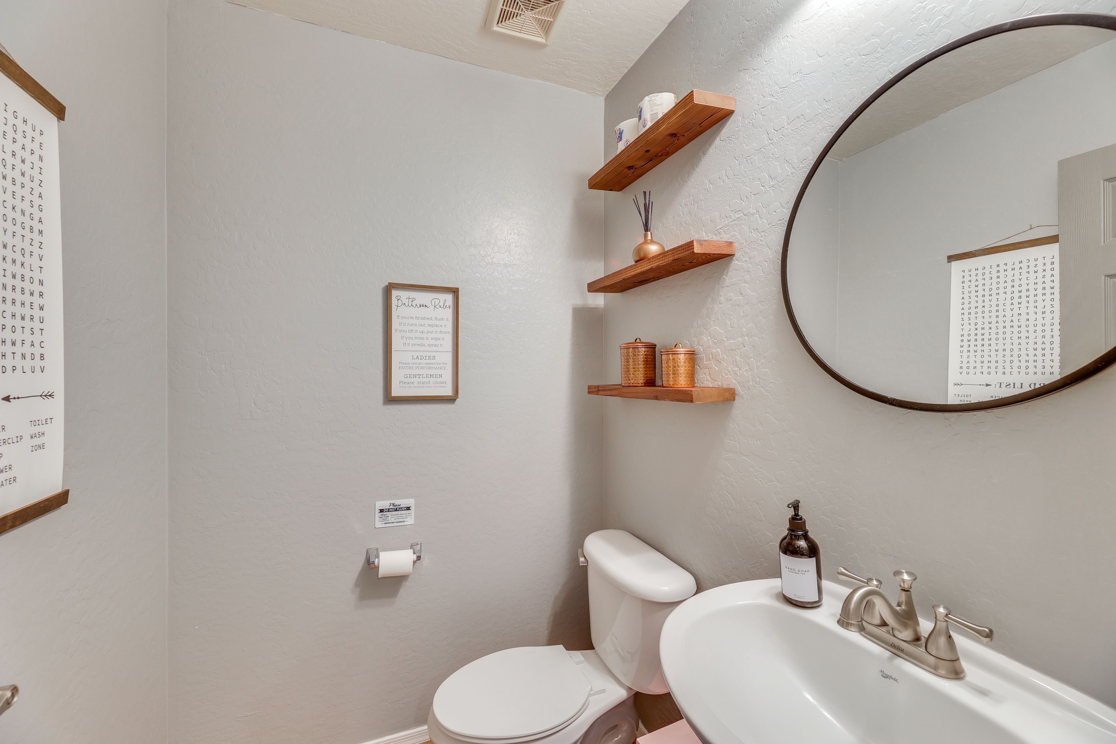 Half Bathroom | 1st Floor