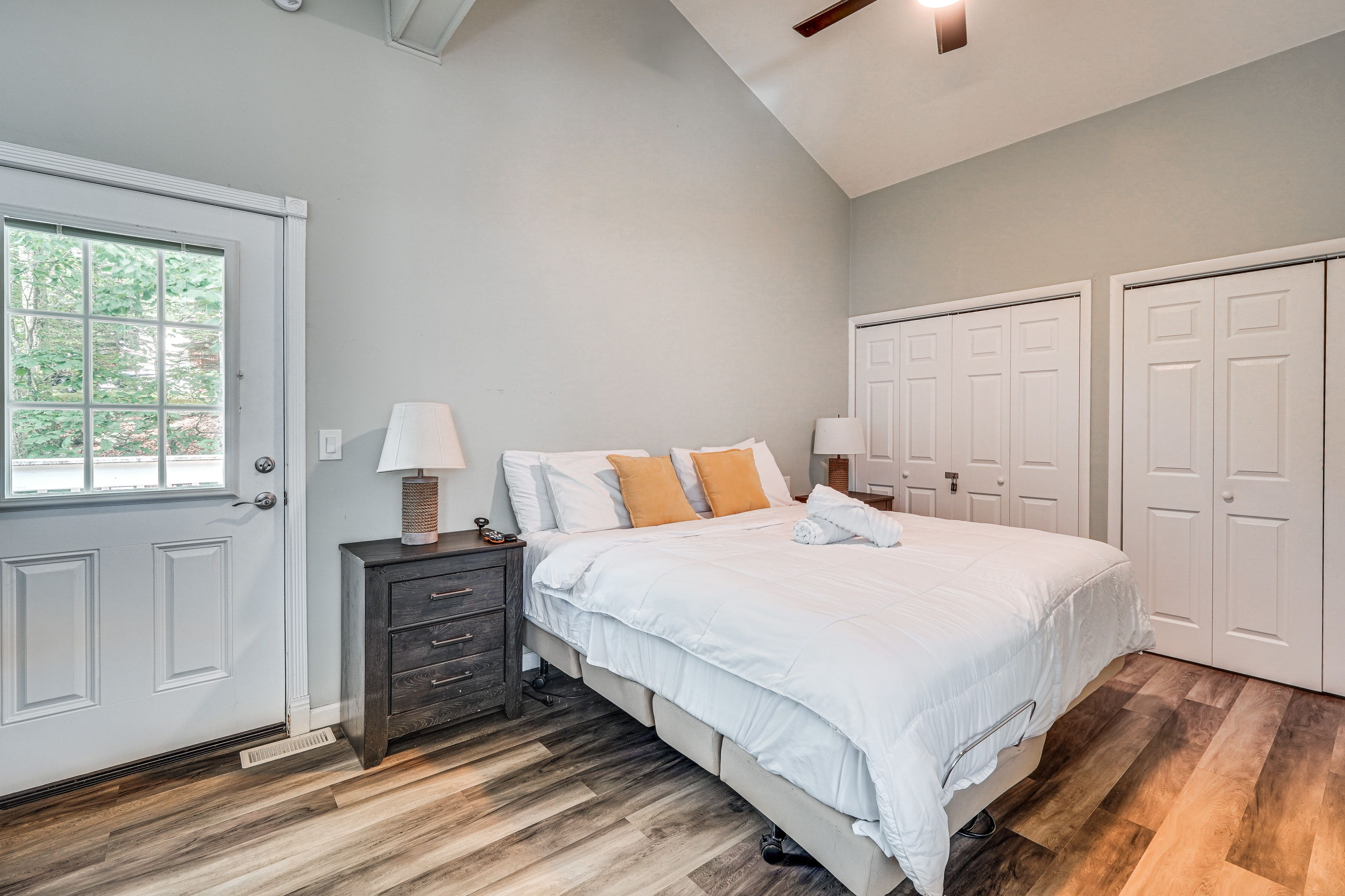 Bedroom 3 | 2nd Floor | King Bed | Smart TV