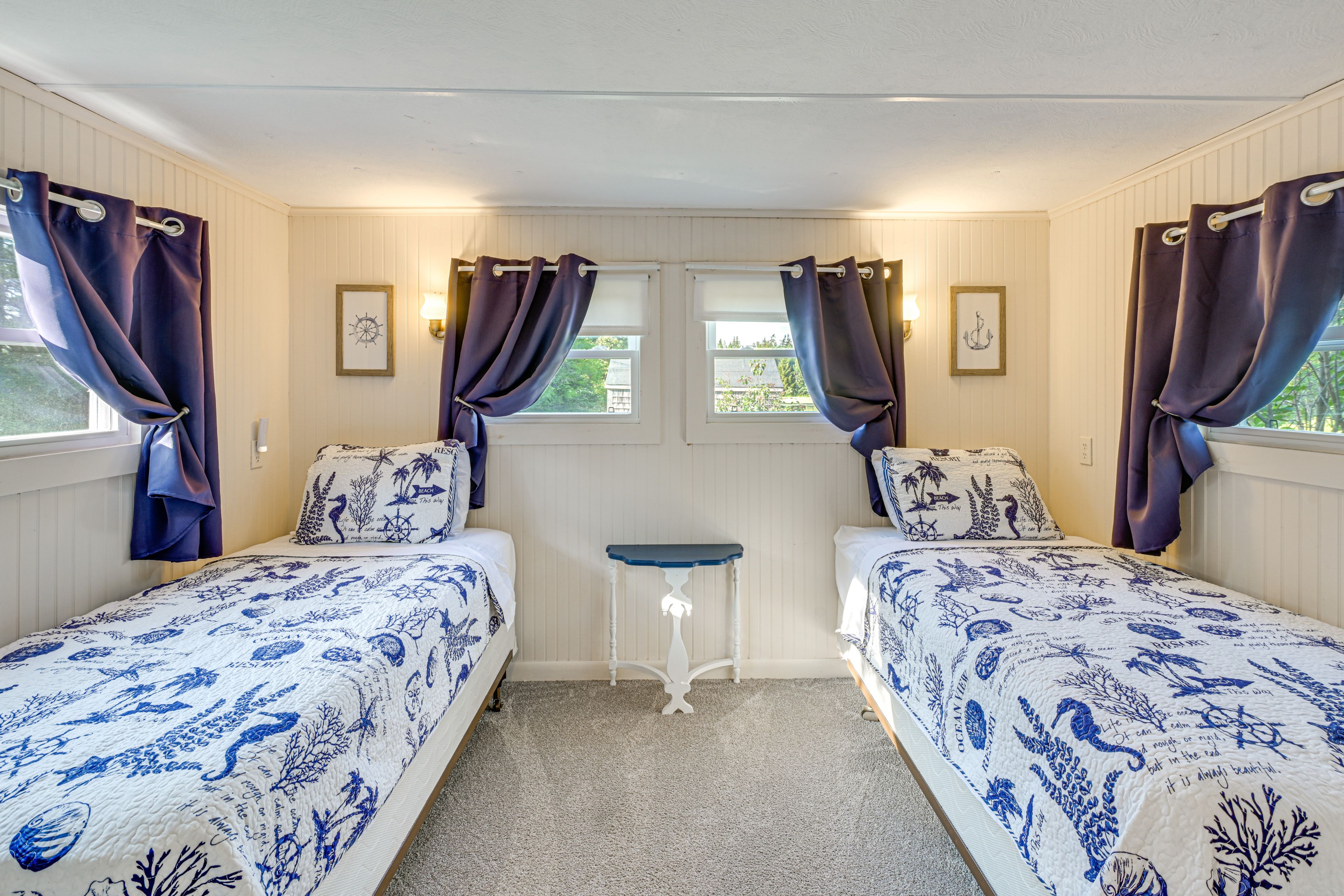 Bedroom 2 | 2 Twin Beds