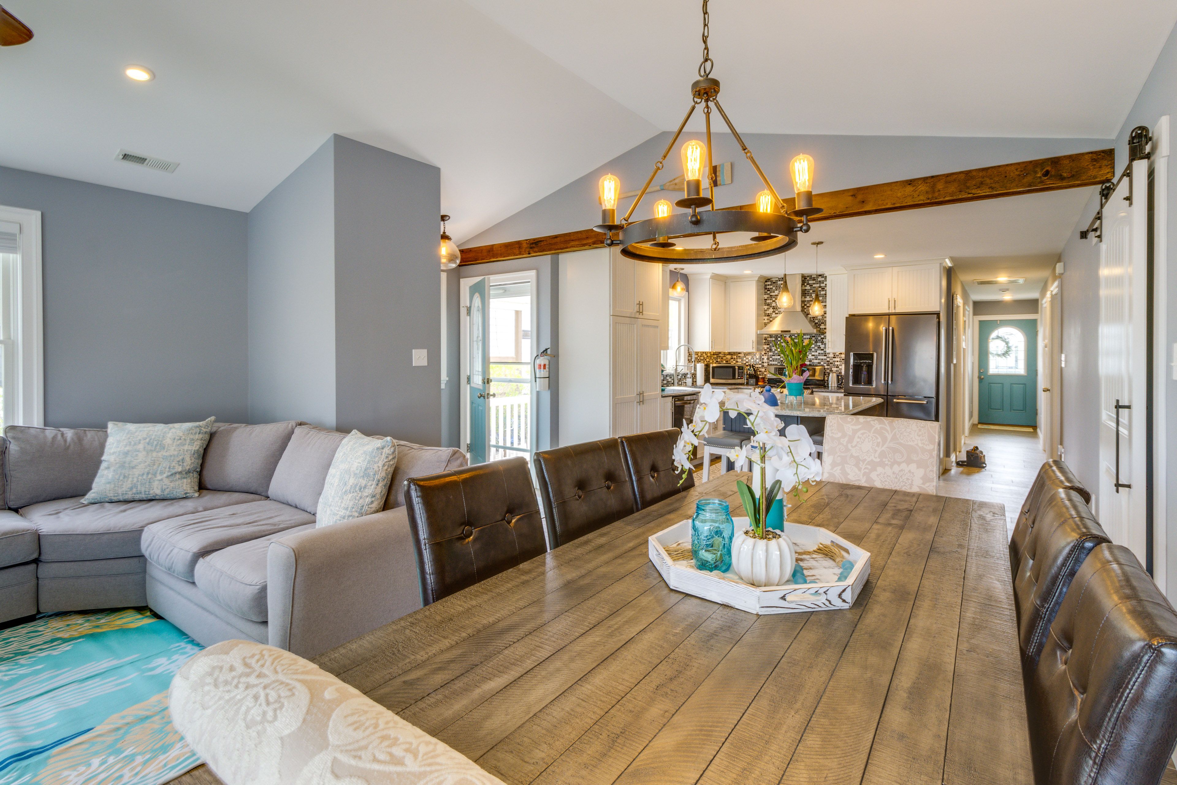 Dining Room | Dishware & Flatware