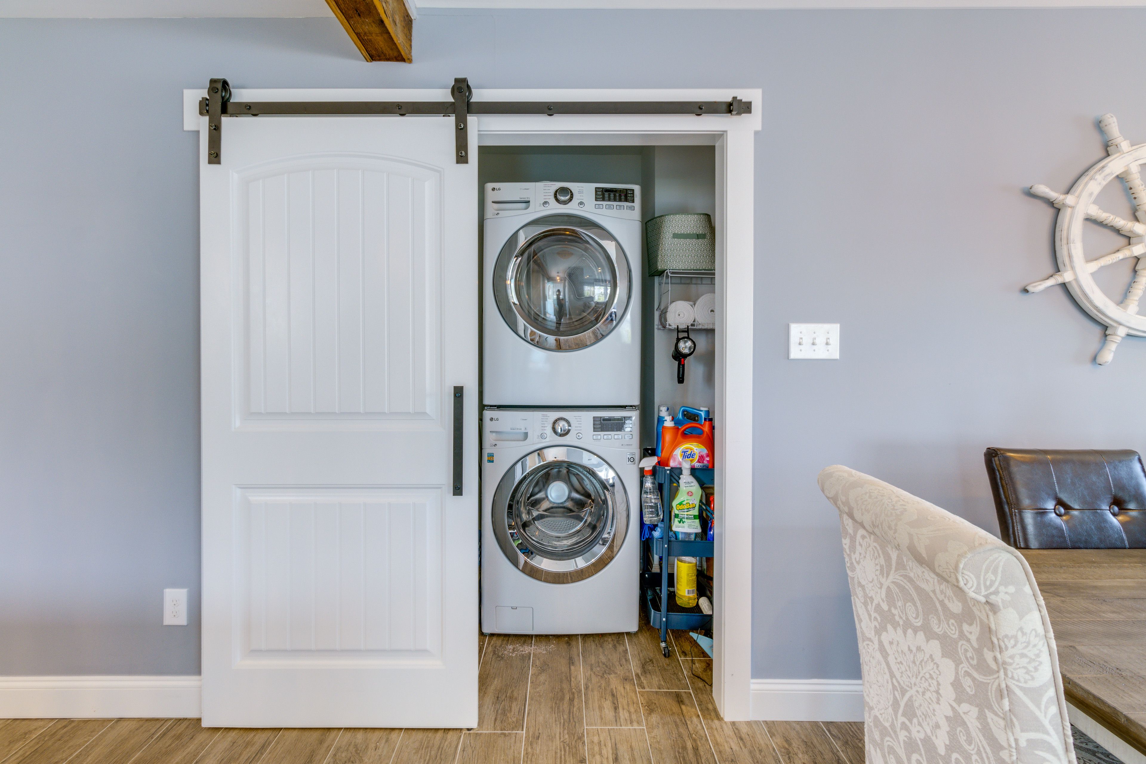 Laundry Room | Washer & Dryer
