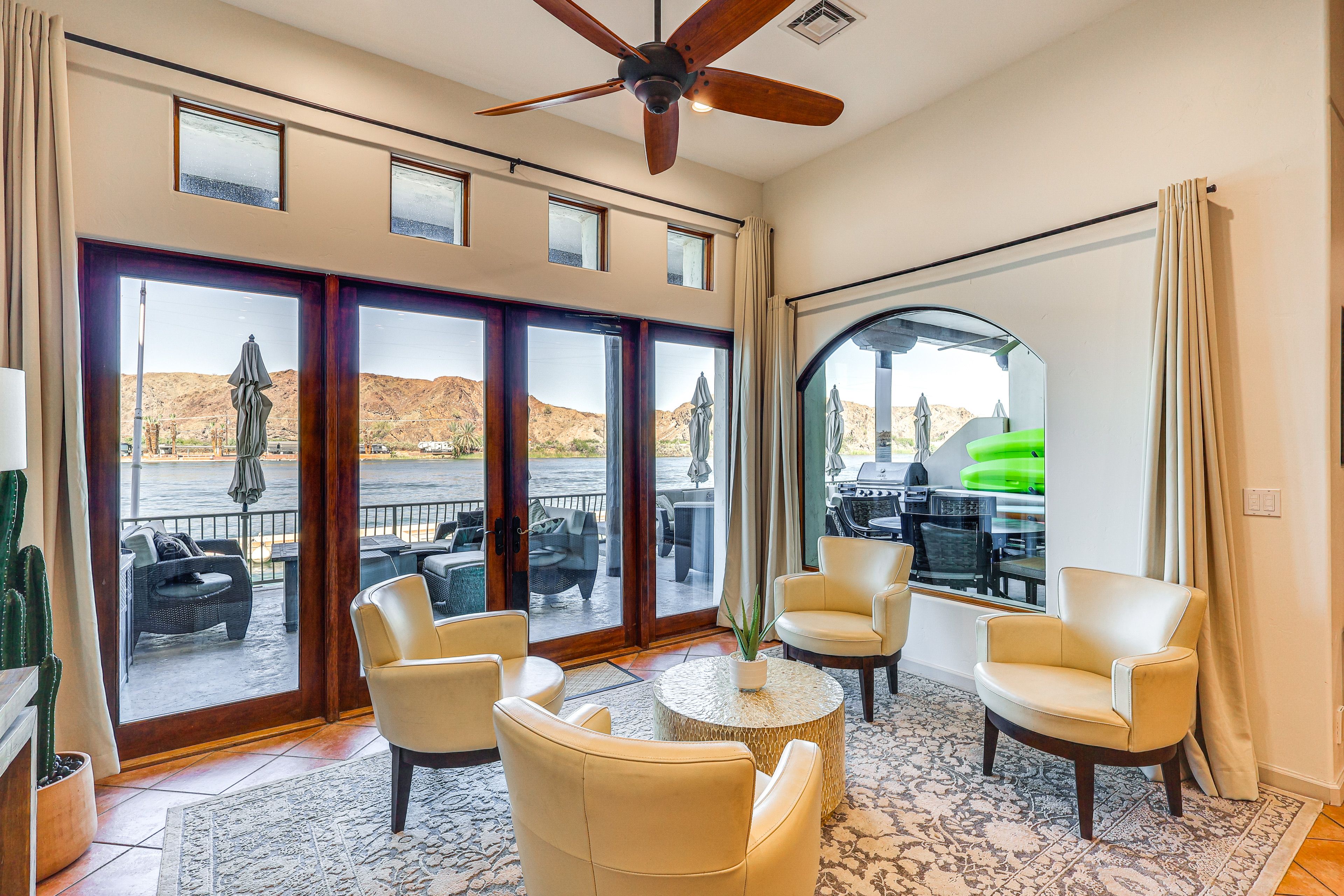 Sitting Room | 1st Floor