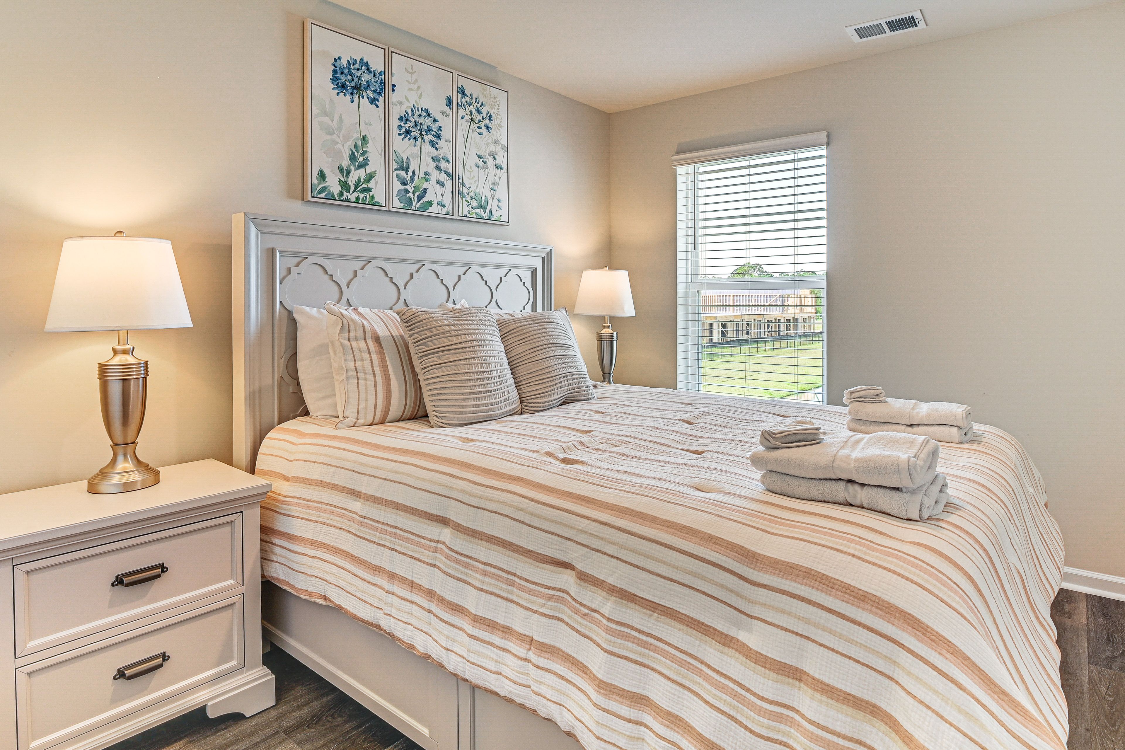 Bedroom 2 | Queen Bed | 2nd Floor