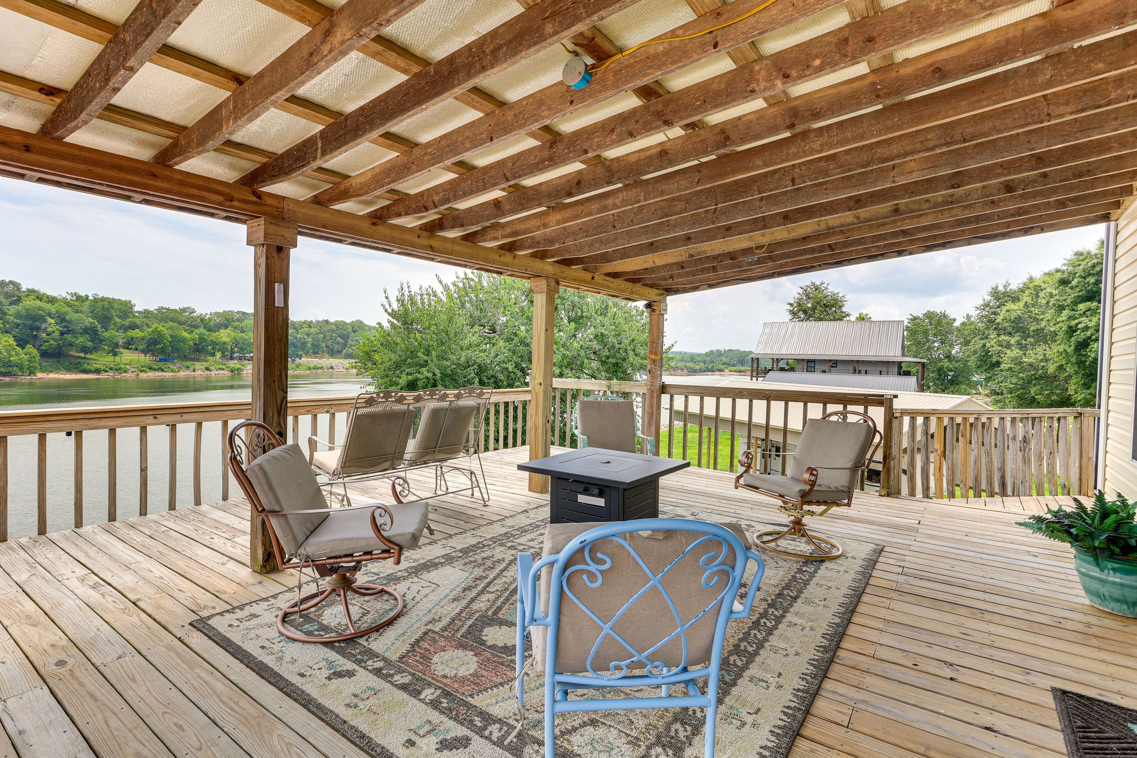 Crump Vacation Rental | 1BR + Loft | 1BA | Stairs to Enter | 1,200 Sq Ft