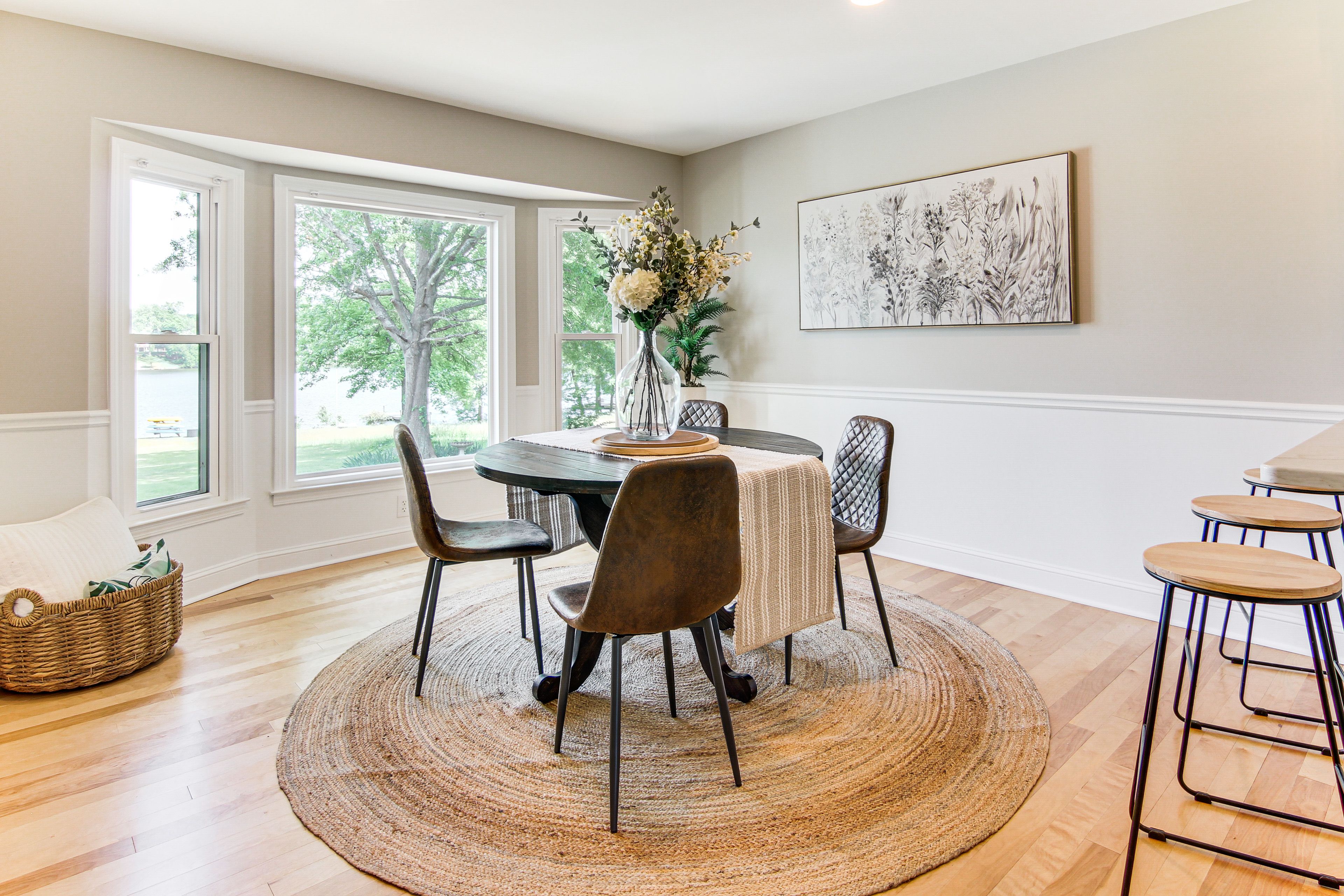 Dining Area | Main Floor