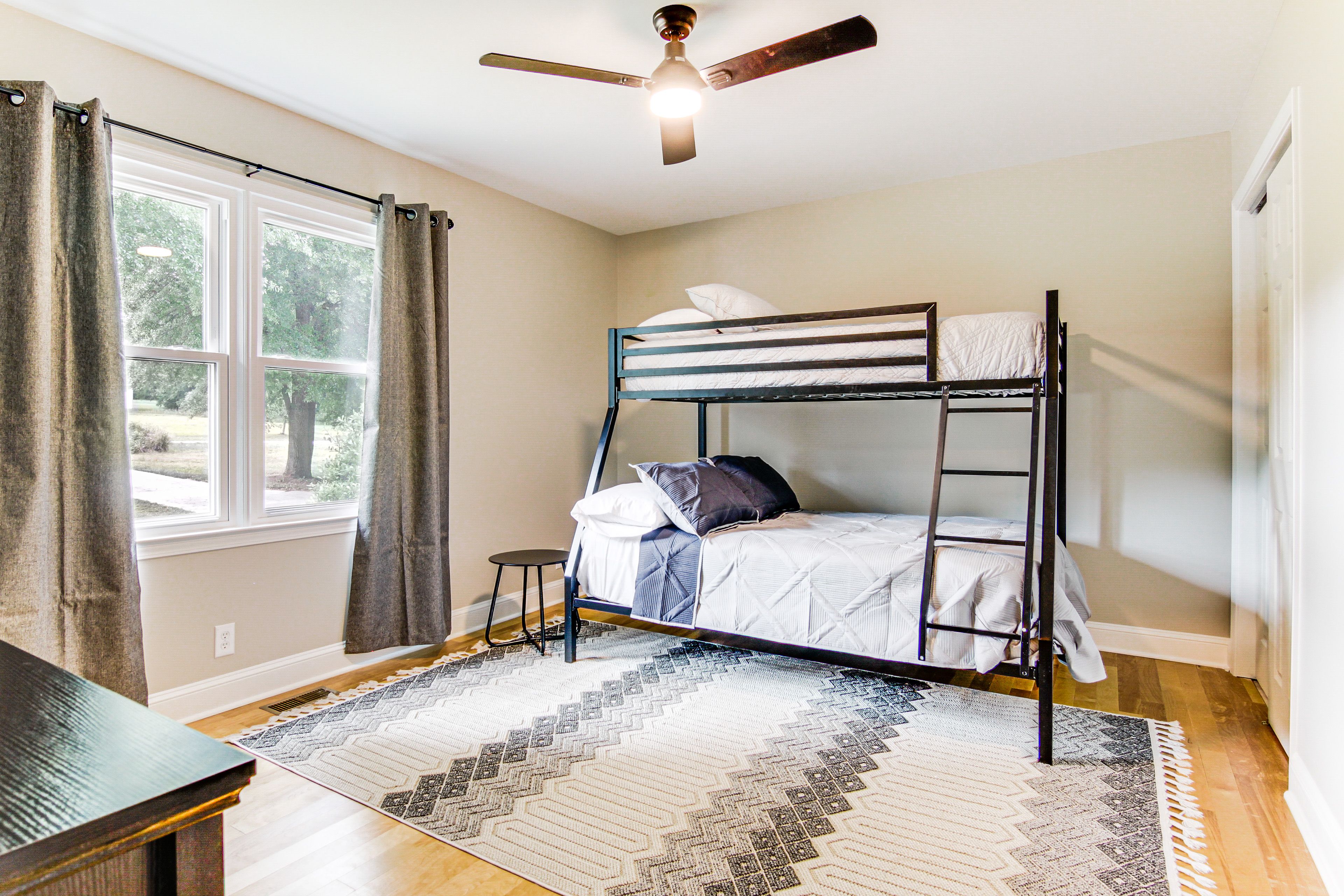 Bedroom 2 | Main Floor | Twin/Full Bunk Bed | Smart TV