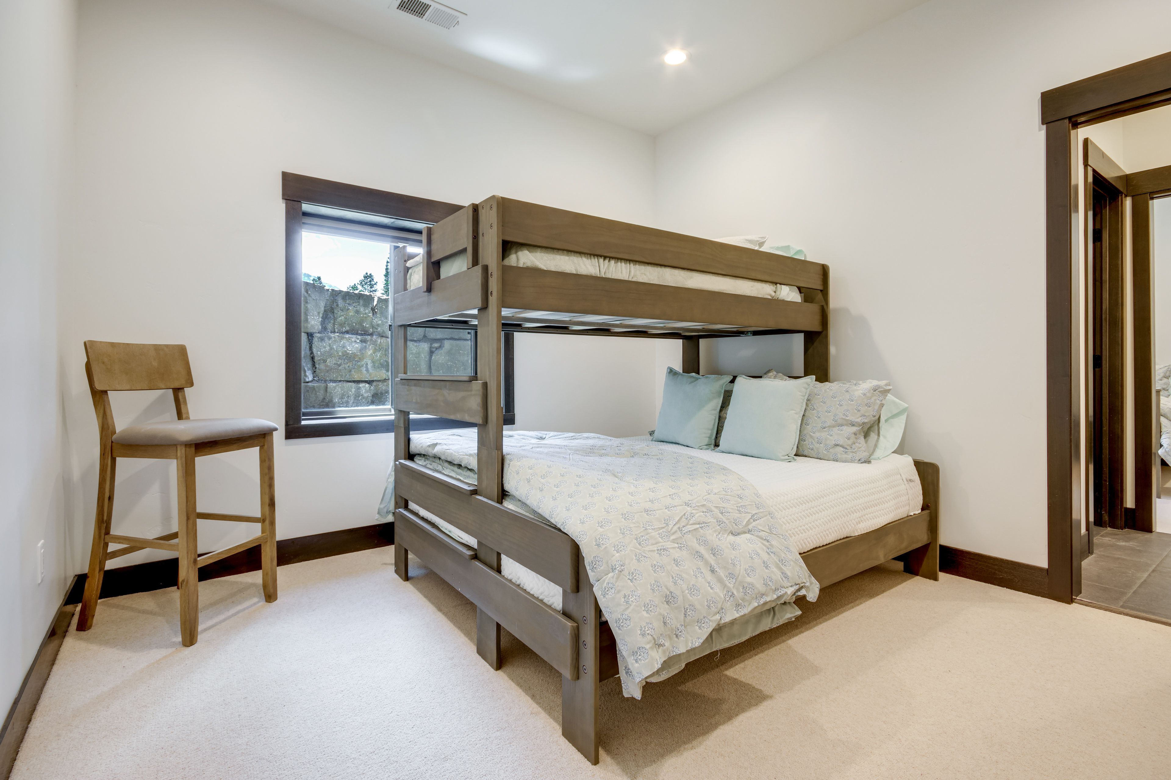 Bedroom 5 | Ground Floor | Twin/Queen Bunk Bed