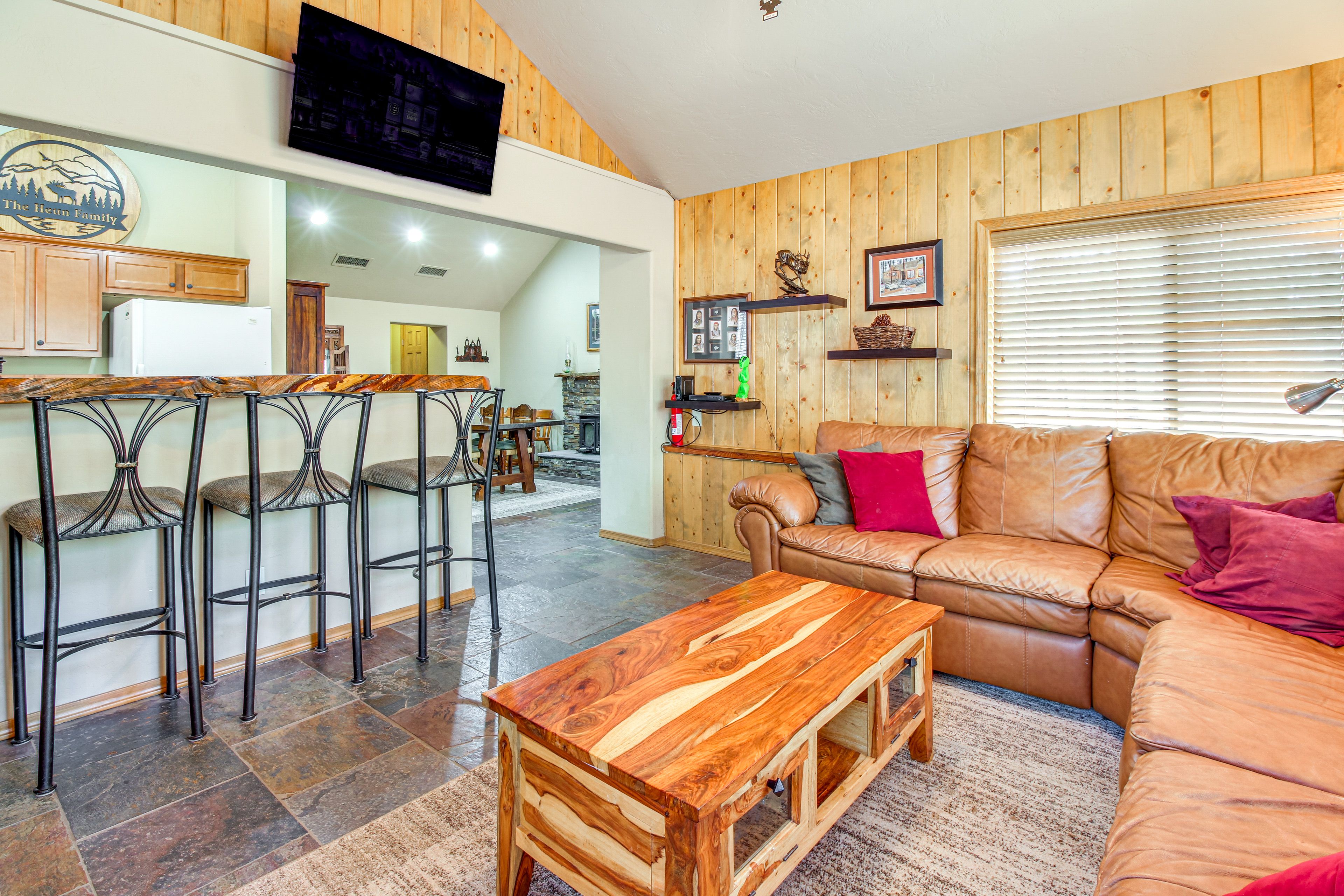 Lakeside Vacation Rental | 2BR | 2BA | 1,100 Sq Ft | Small Step Required