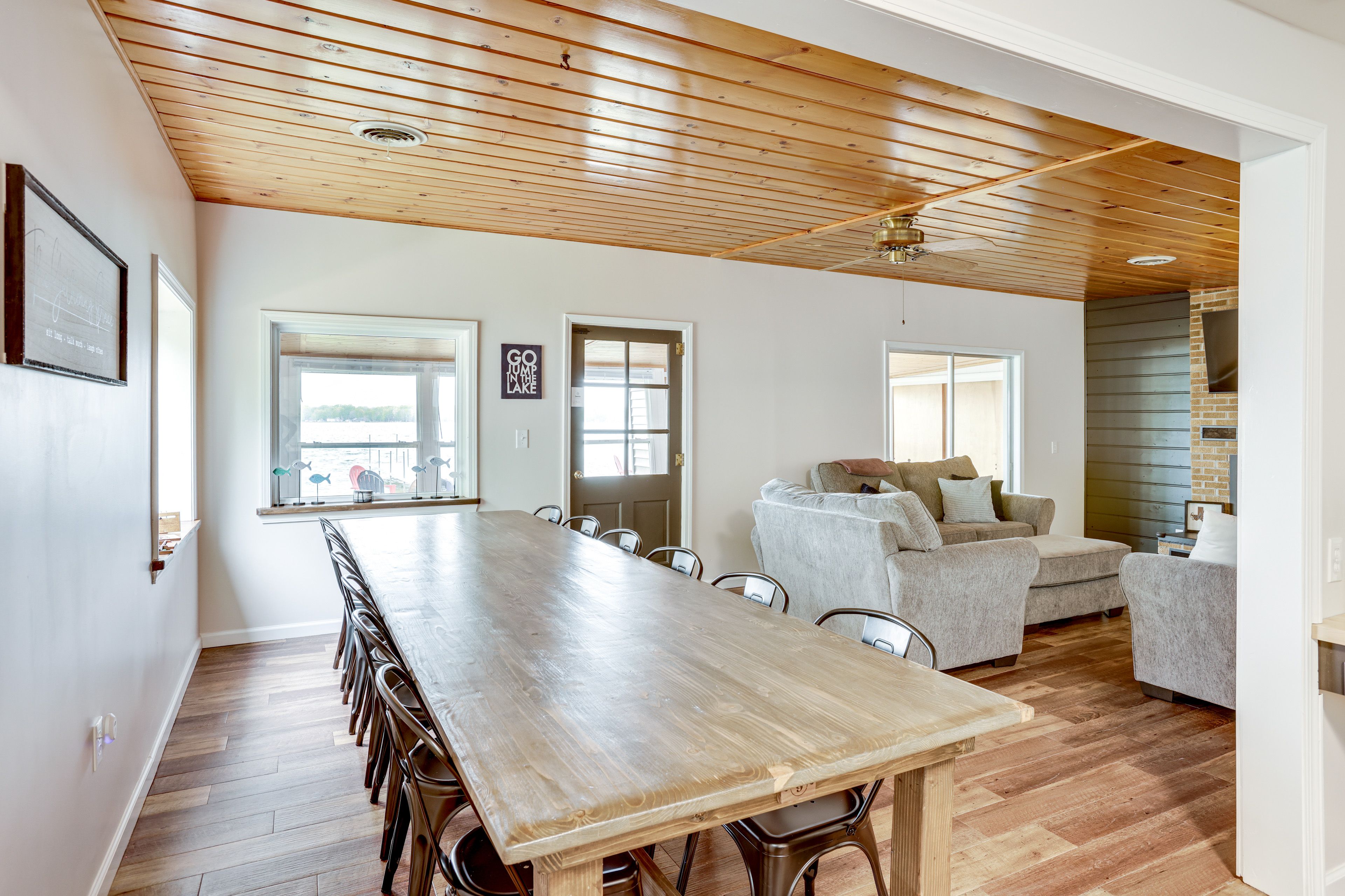 Dining Room | Dishware & Flatware
