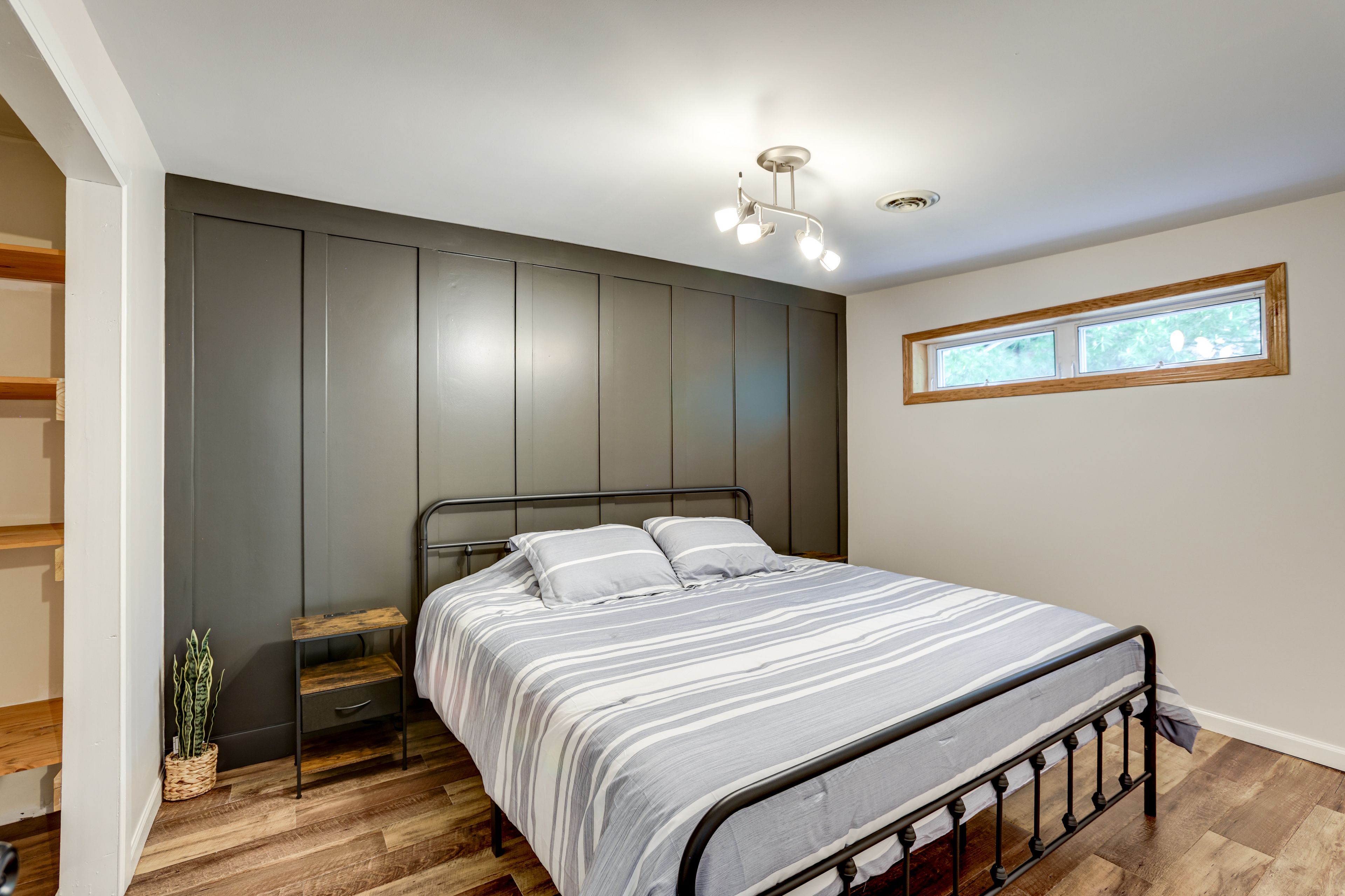 Bedroom 1 | King Bed | Linens Provided