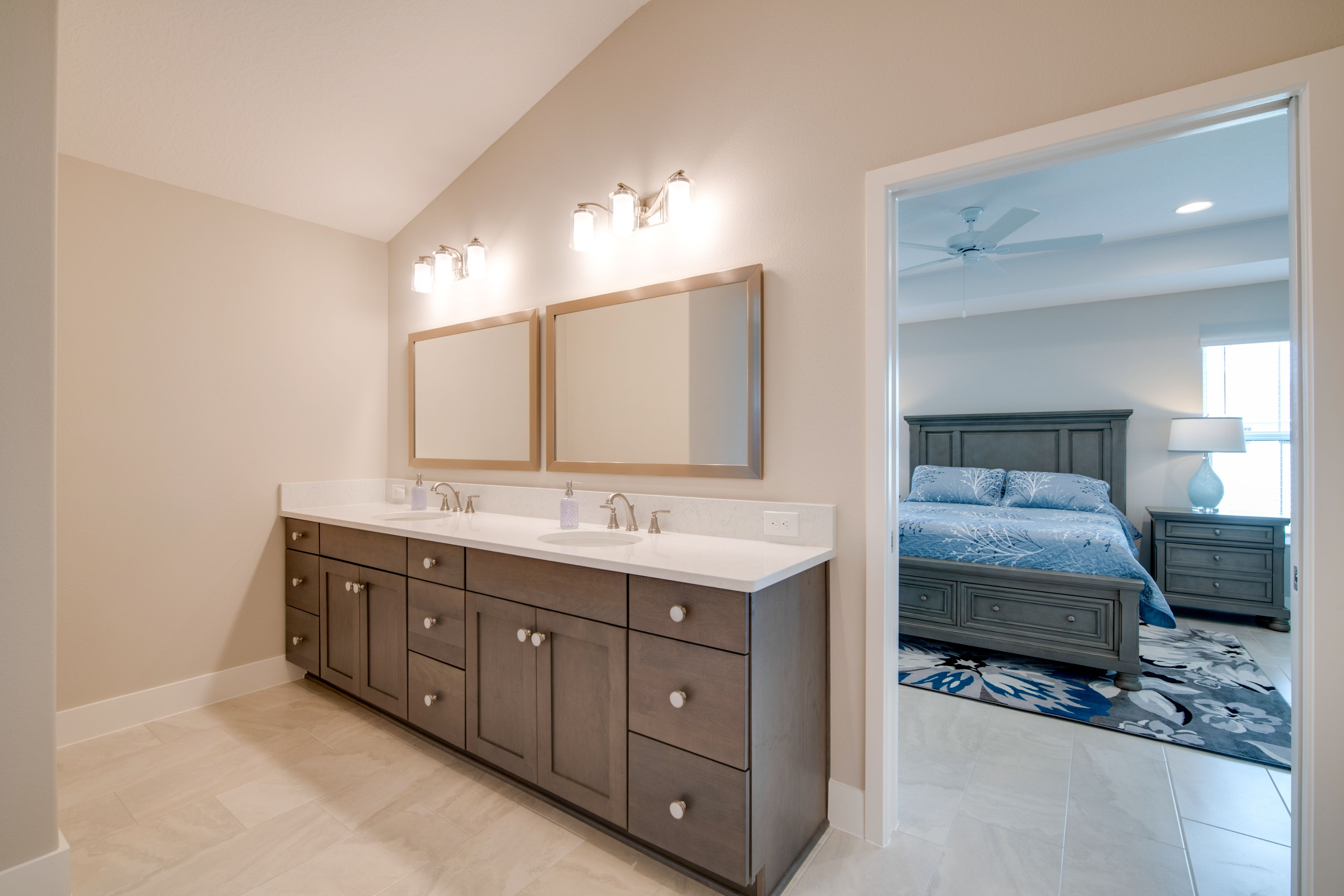 Full Bath | Towels | Hair Dryer